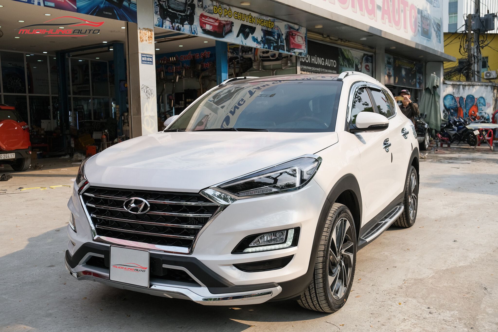 Bệ bước chân Hyundai Tucson 2022