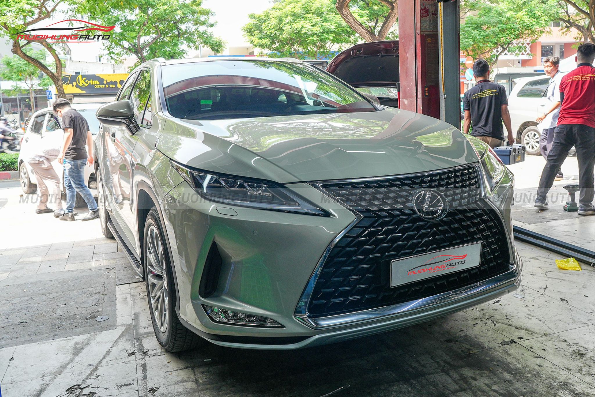 Bệ bước chân Lexus RX300 2021