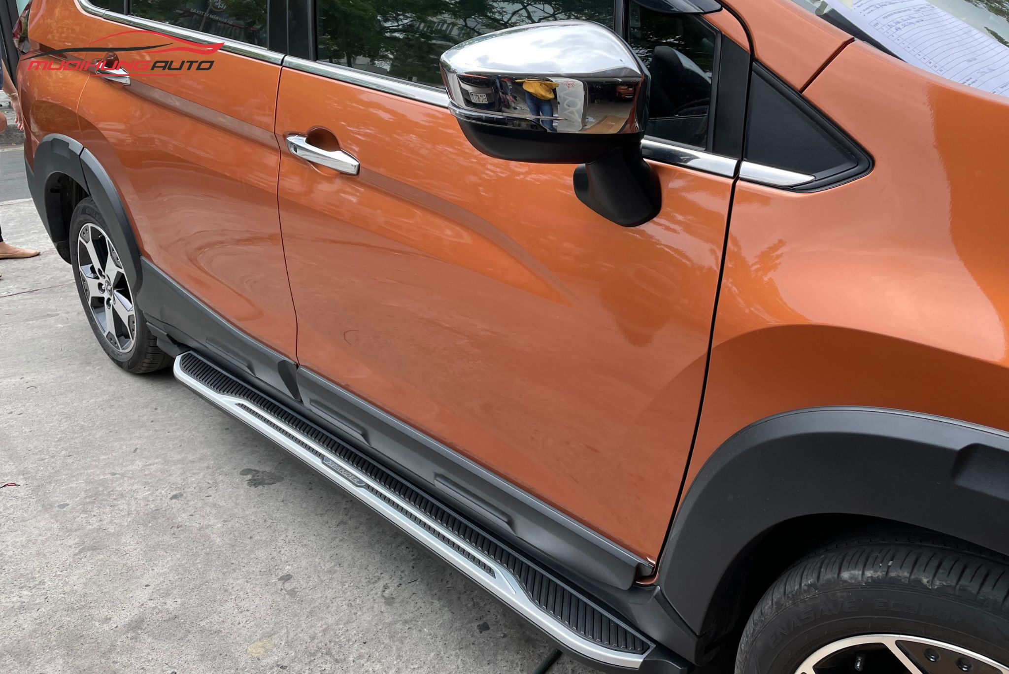 Top 5+ Mẫu Bệ Bước Mitsubishi Xpander Bền Đẹp Nhất 2025
