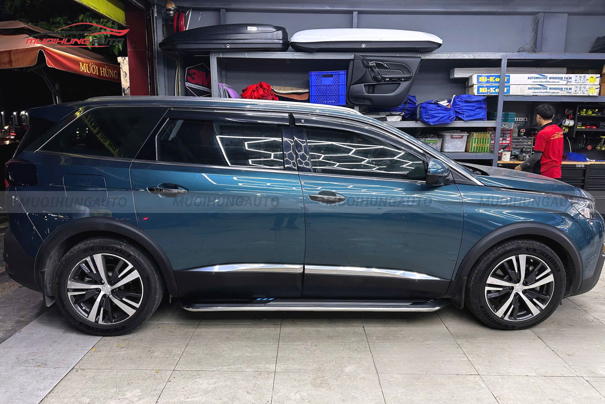 Bệ bước chân Peugeot 5008