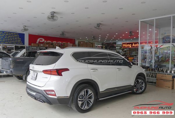 Bệ bước chân Santafe mẫu chấm bi chính hãng tại TPHCM 04