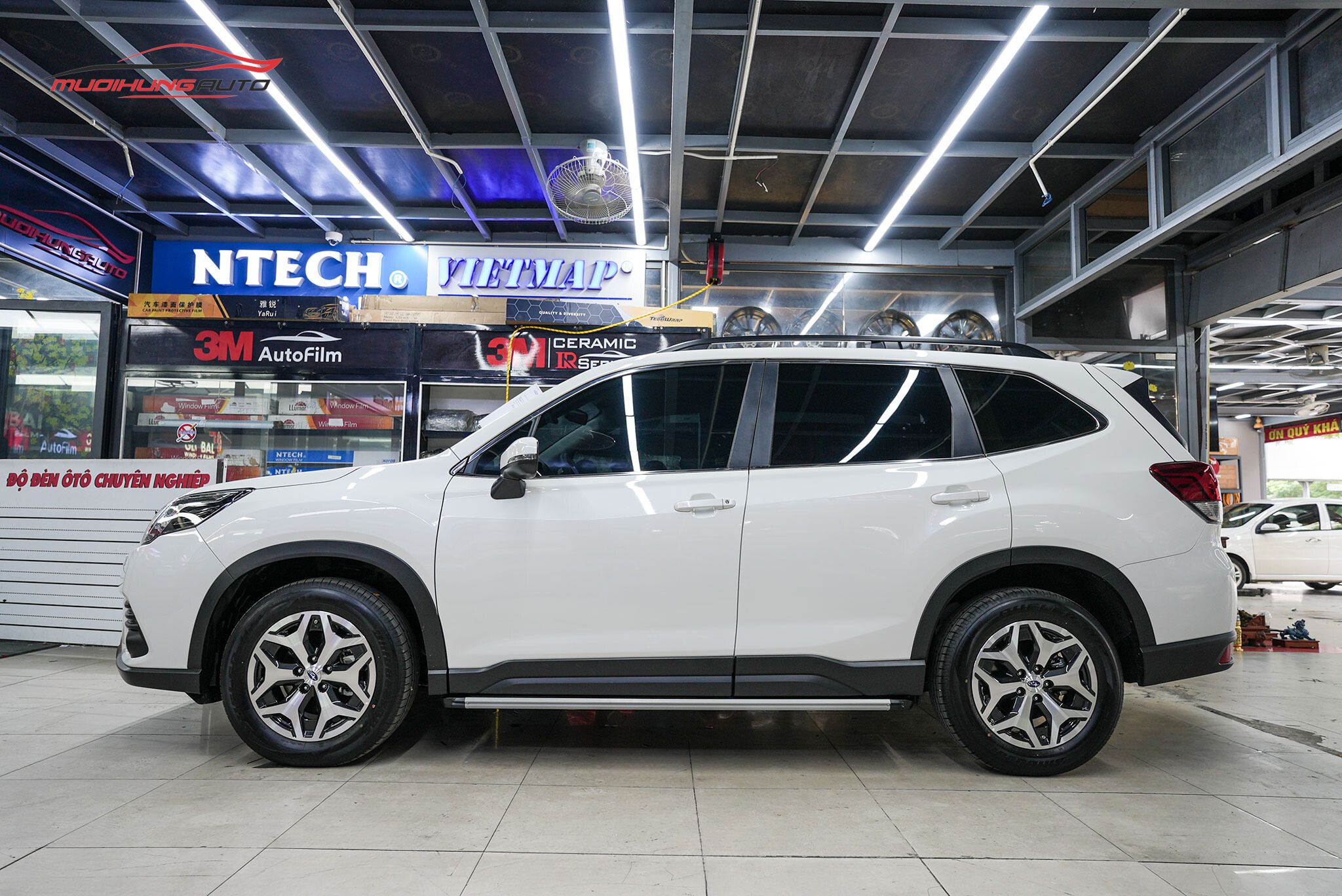 Bệ bước chân Subaru Forester 2019 - 2024