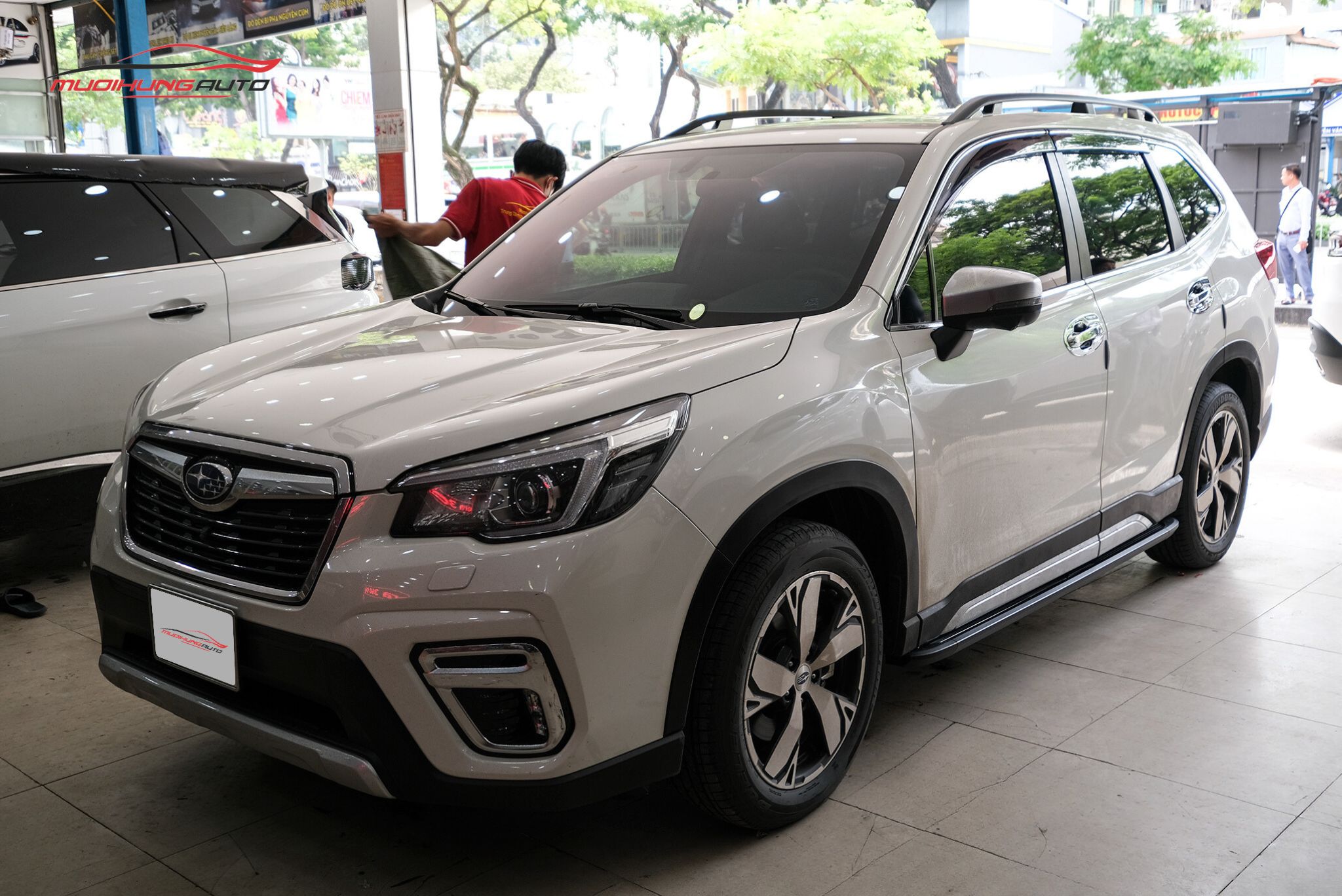 Bệ bước chân Subaru Forester 2019