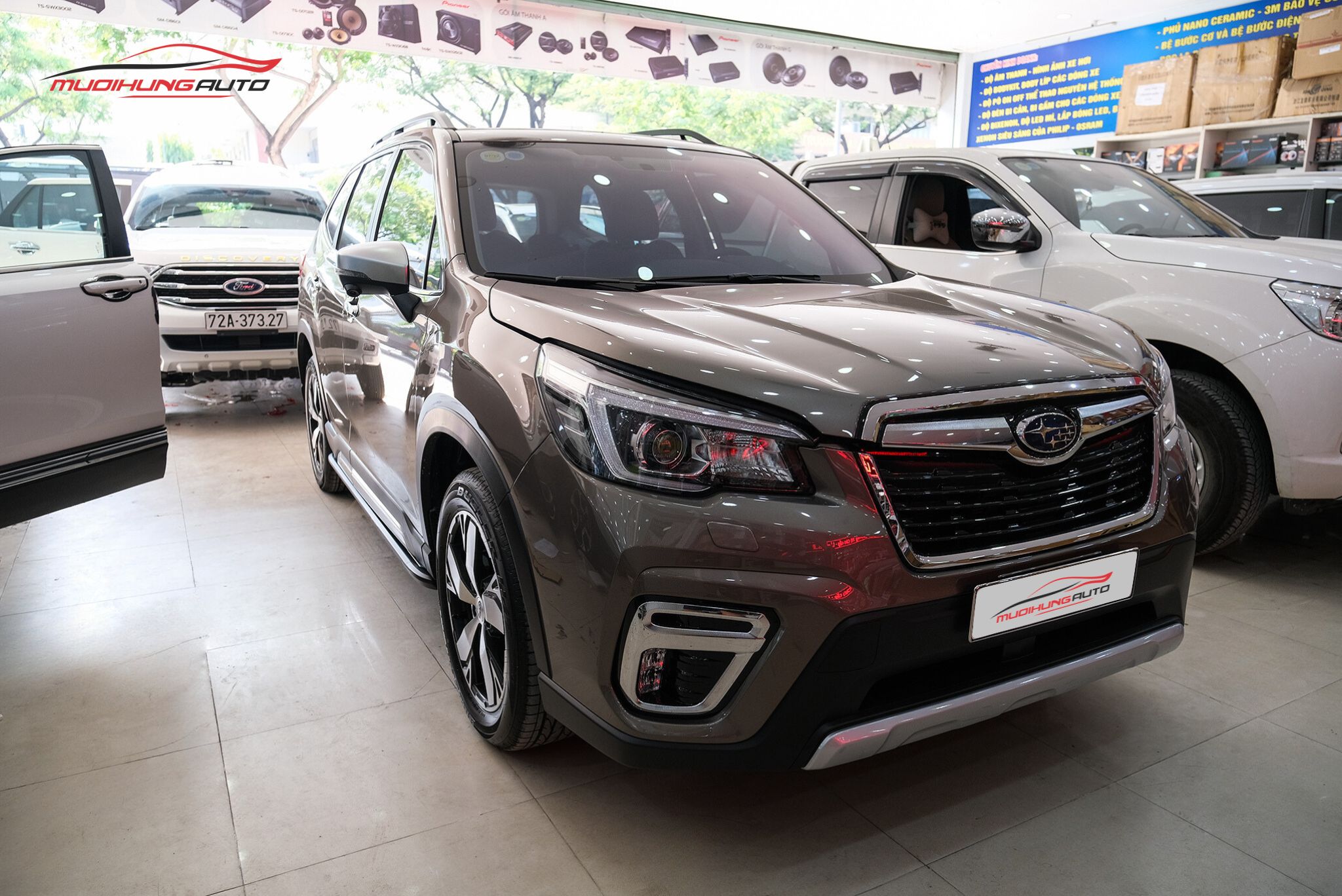 Bệ bước chân Subaru Forester 2020
