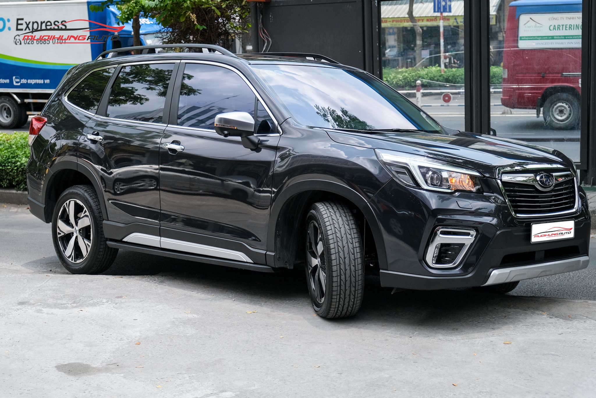 Bệ bước chân Subaru Forester 2021