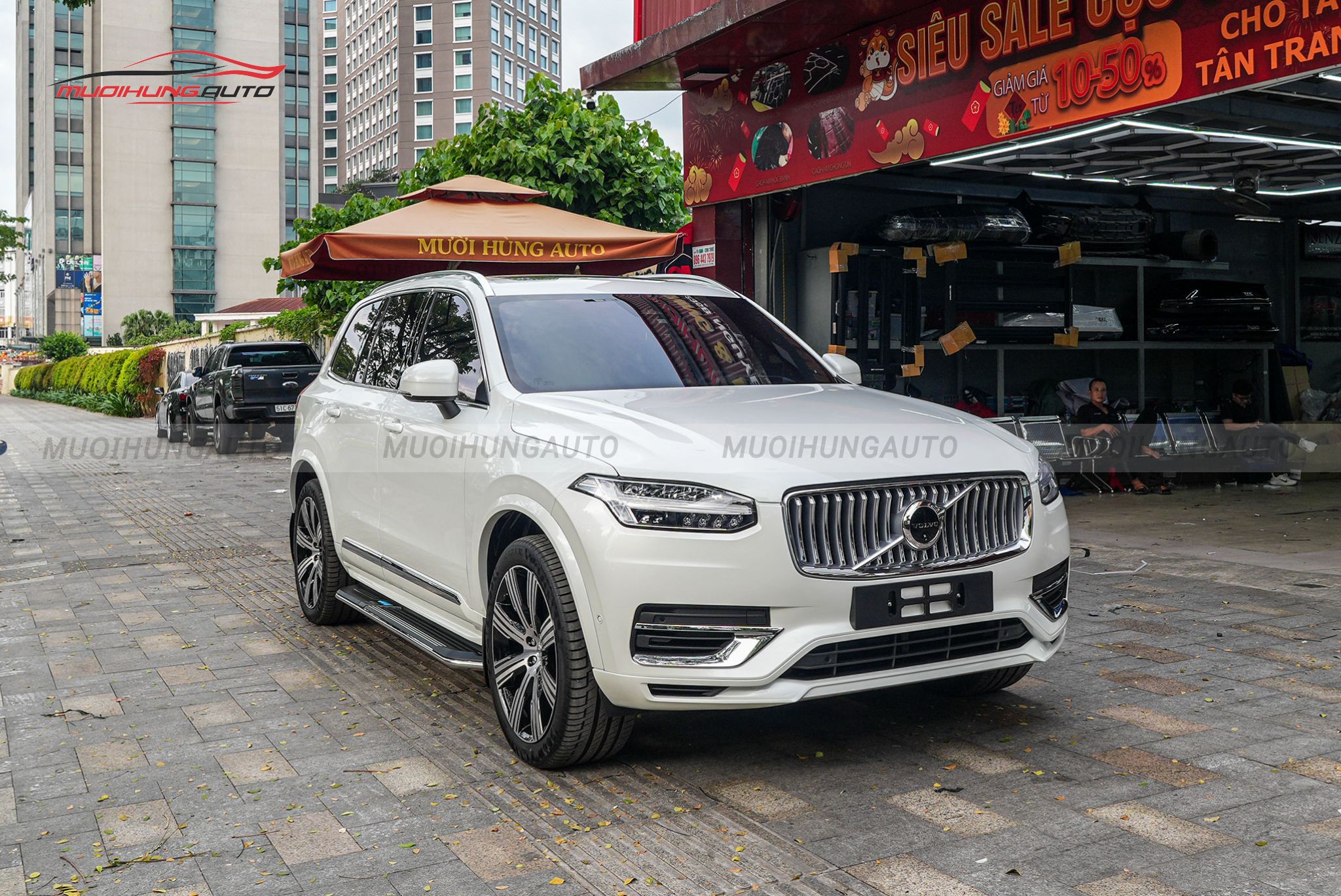 Bệ bước chân Volvo XC90 2025