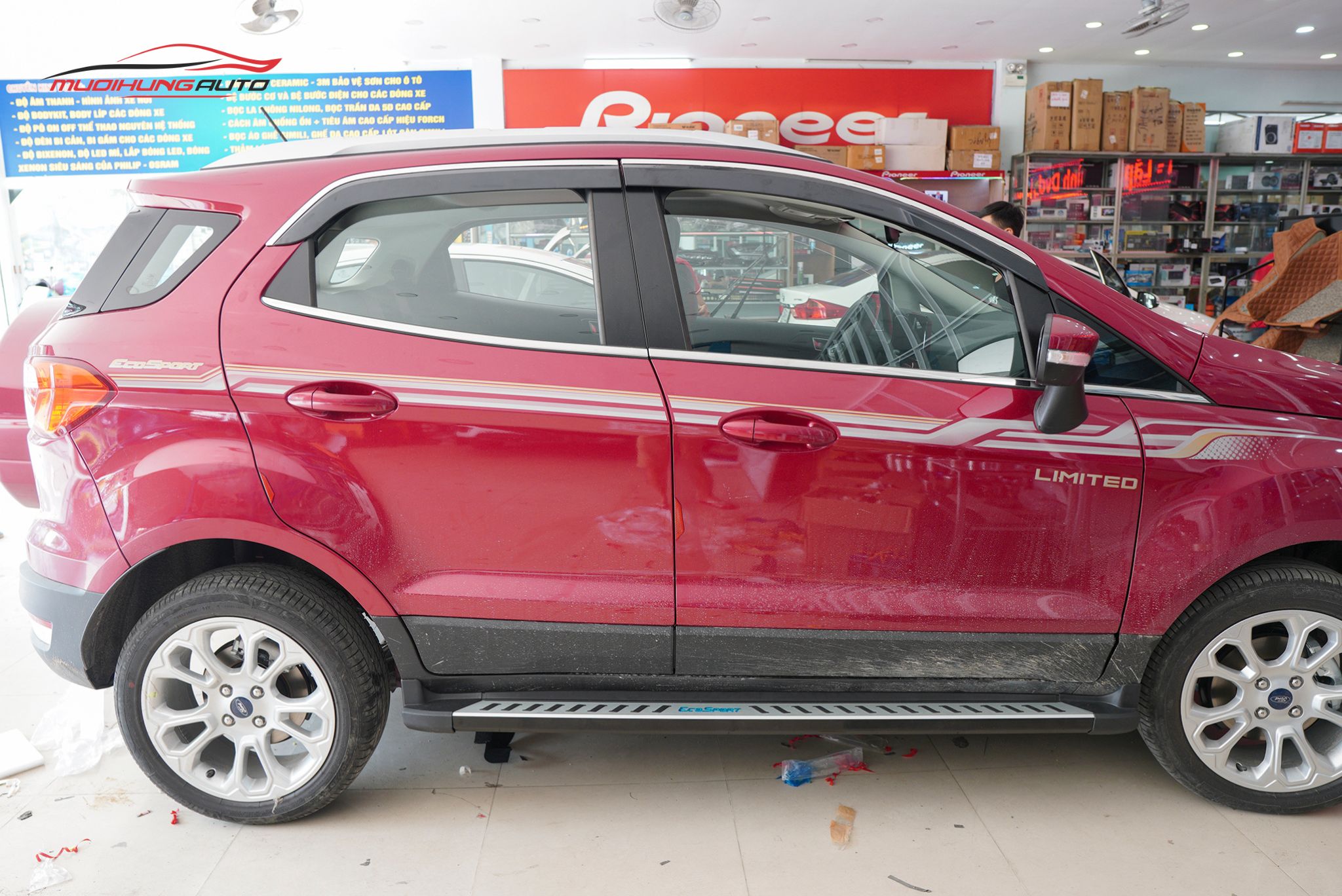 Bệ bước chân xe Ford Ecosport 2020