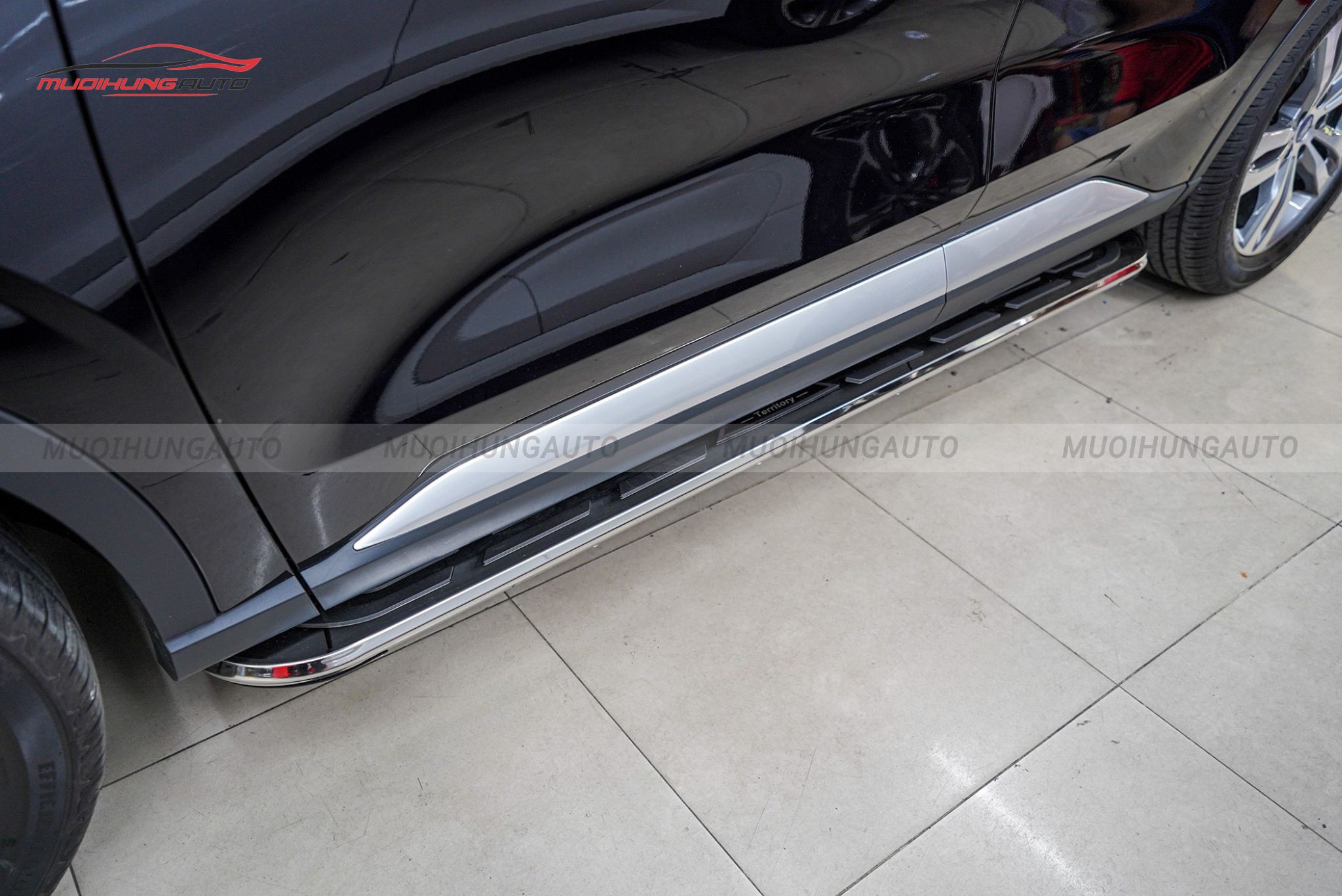 Bệ bước chân xe Ford Territory 2022 - 2023