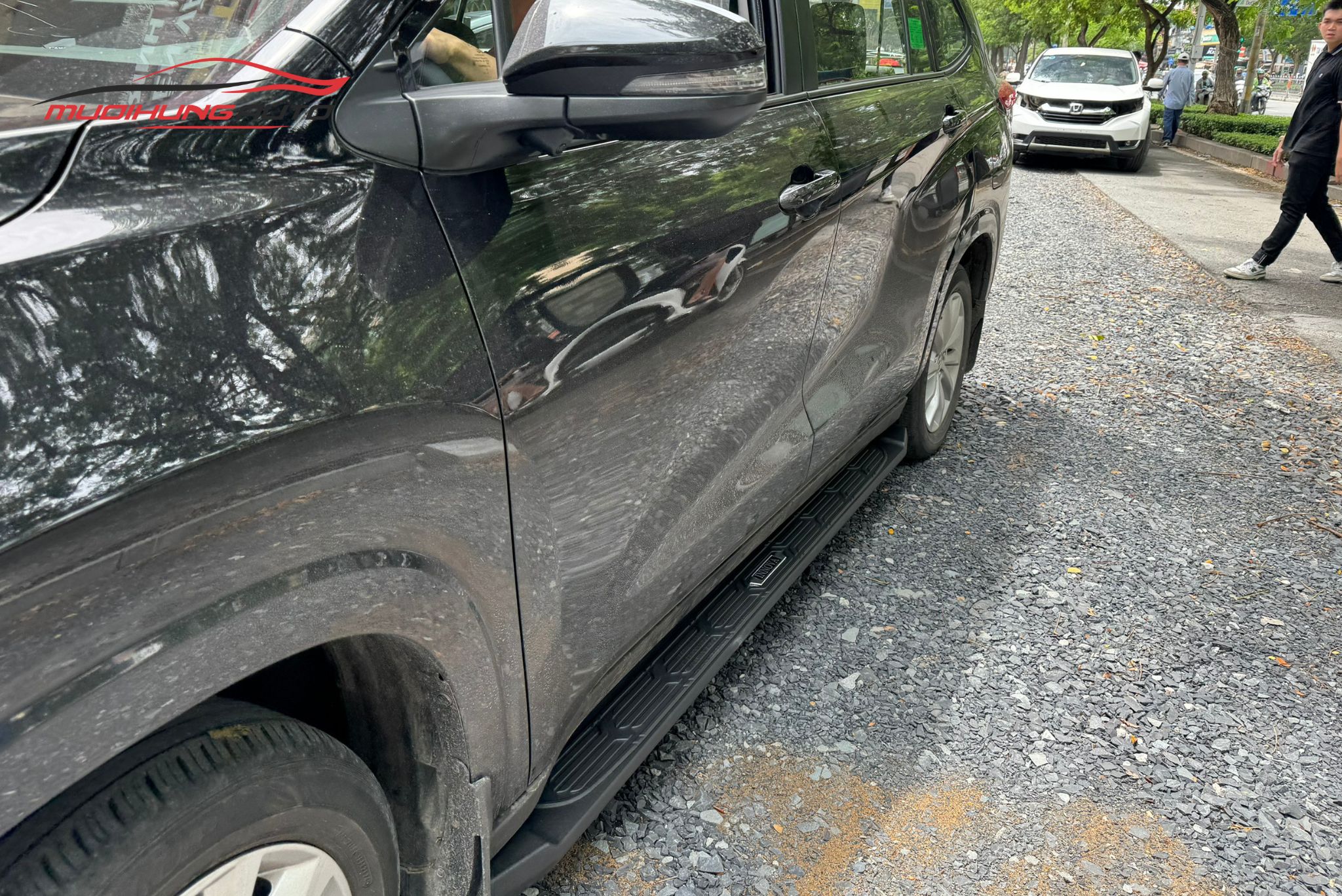 Top 10+ Mẫu Bệ Bước Toyota Innova Bền Đẹp Nhất 2025