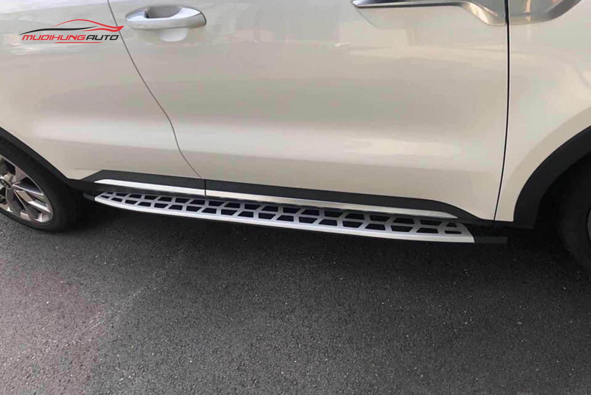 Bệ bước cho xe Kia Sorento 2021