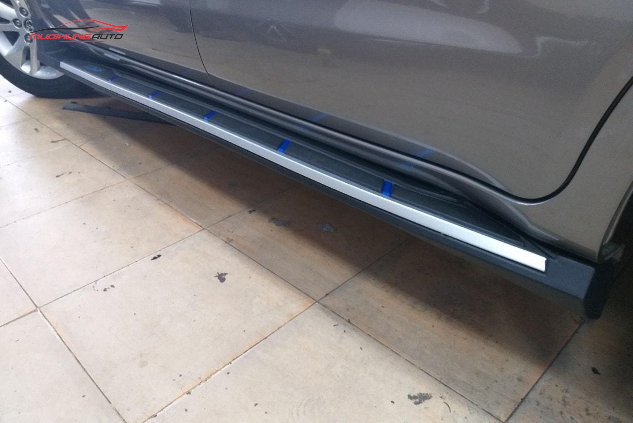 Bệ bước cho xe Toyota Innova 2017