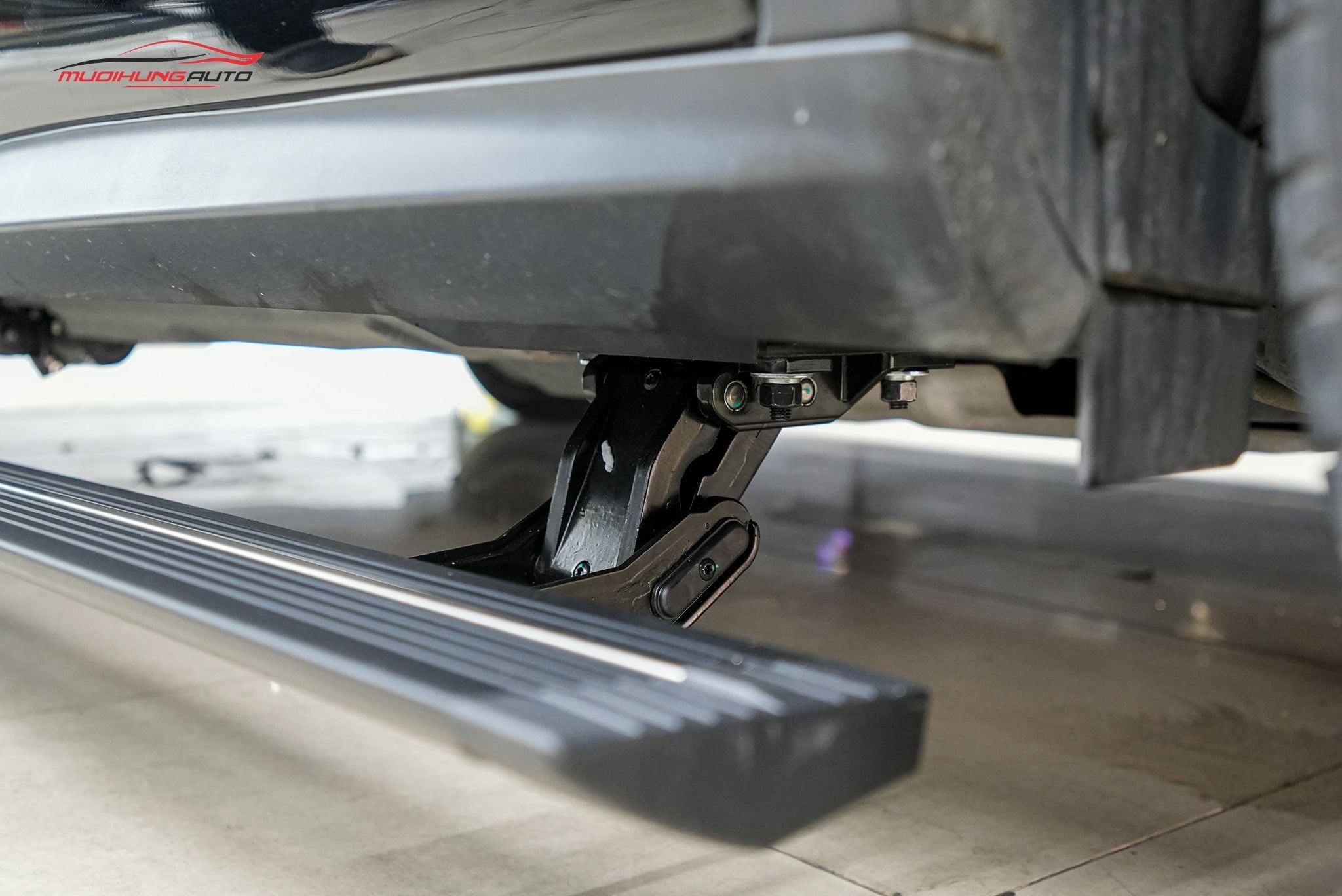 Bệ bước điện cho xe Lexus RX300 2019