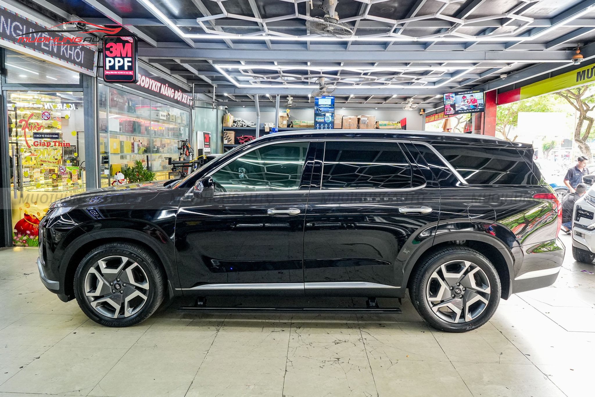 Bệ bước điện Hyundai Palisade 2024
