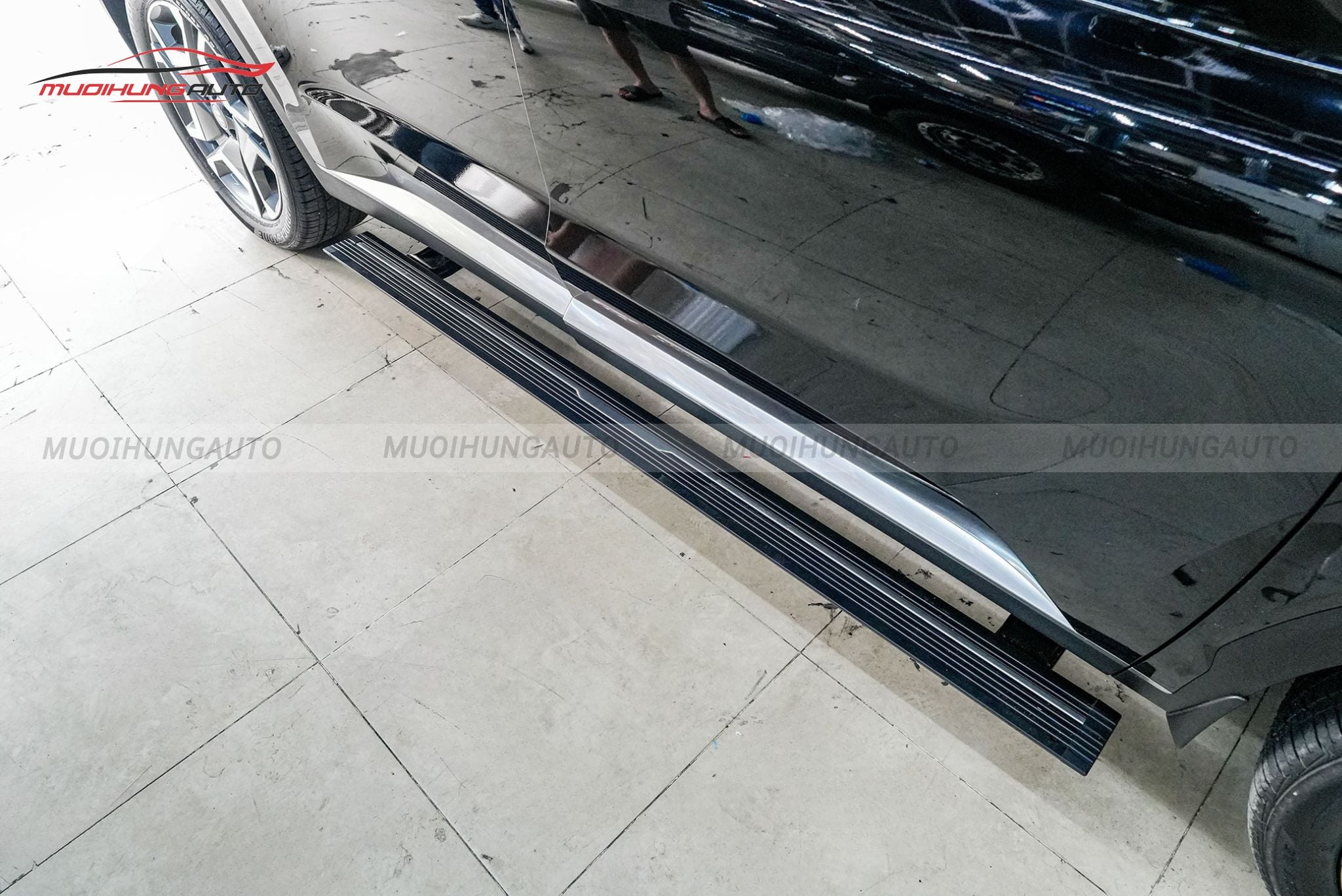 Bệ bước điện tự động Hyundai Palisade 2024