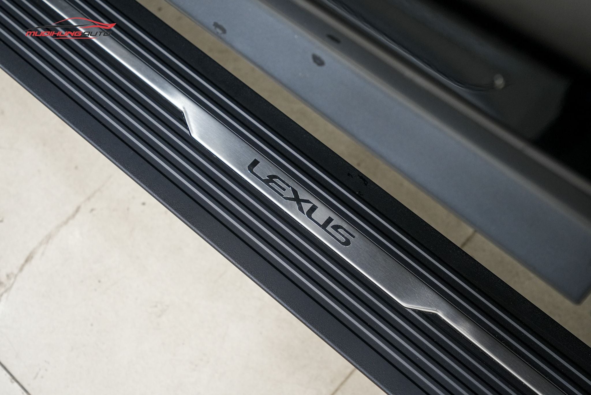 Bệ bước điện xe Lexus RX300 2019