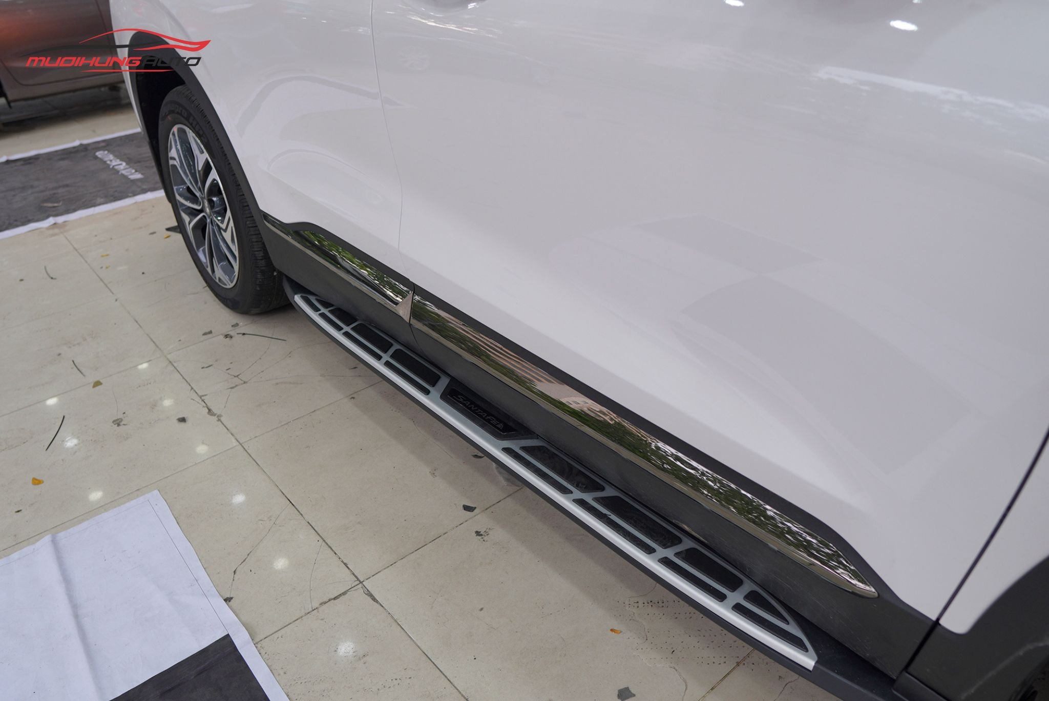 Top 10+ Mẫu Bệ Bước Hyundai SantaFe Bền Đẹp Nhất 2025