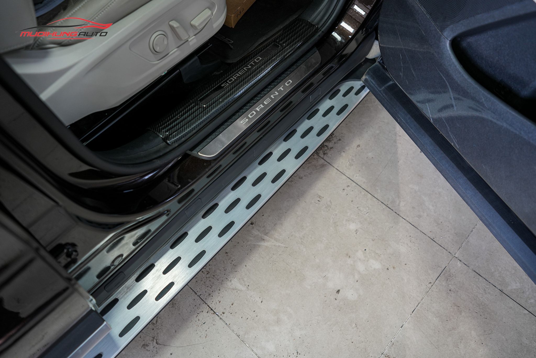 Bệ bước Kia Sorento 2021