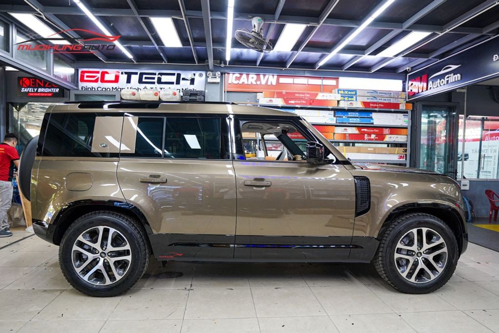 Bệ Bước Chân Land Rover Defender - Mười Hùng Auto