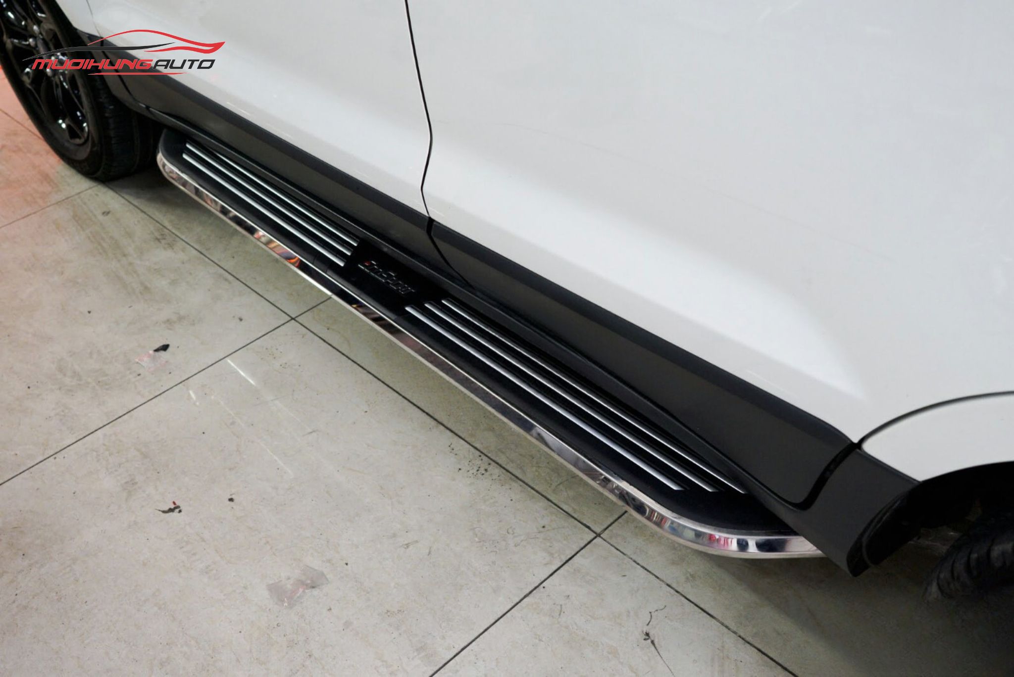 Bệ bước lên xuống Ford Ecosport 2016