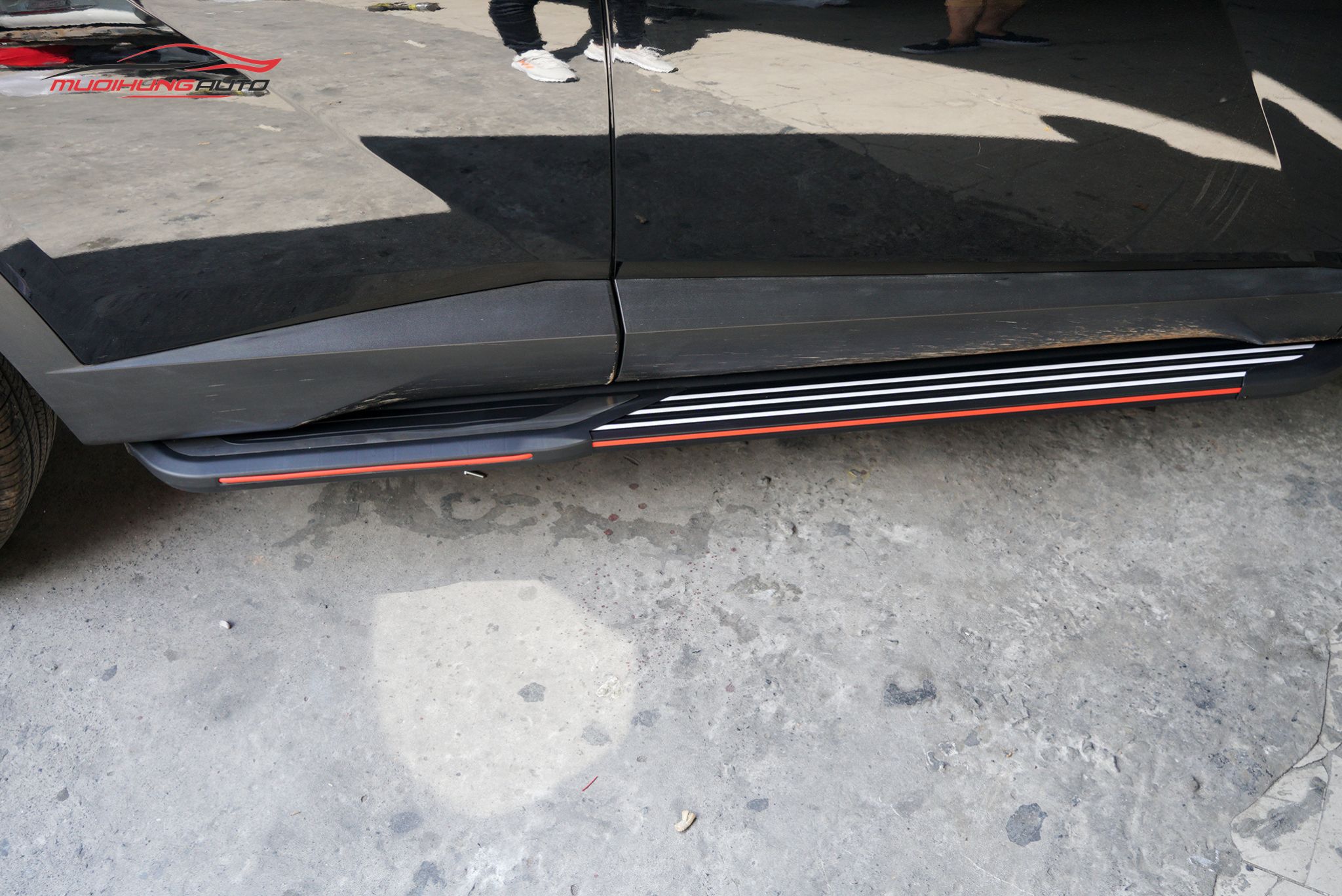 Bệ bước lên xuống Hyundai Tucson 2018