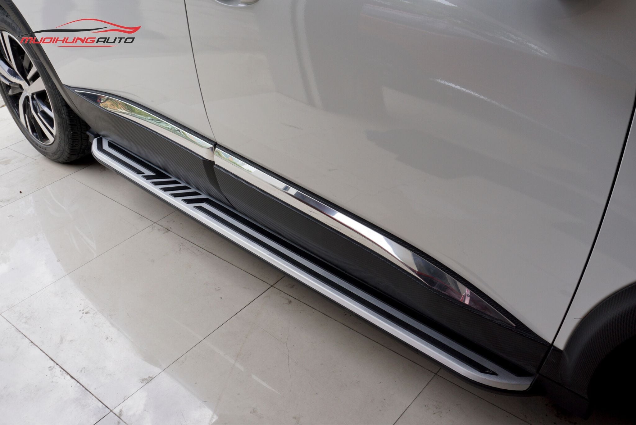 Bệ bước ô tô Peugeot