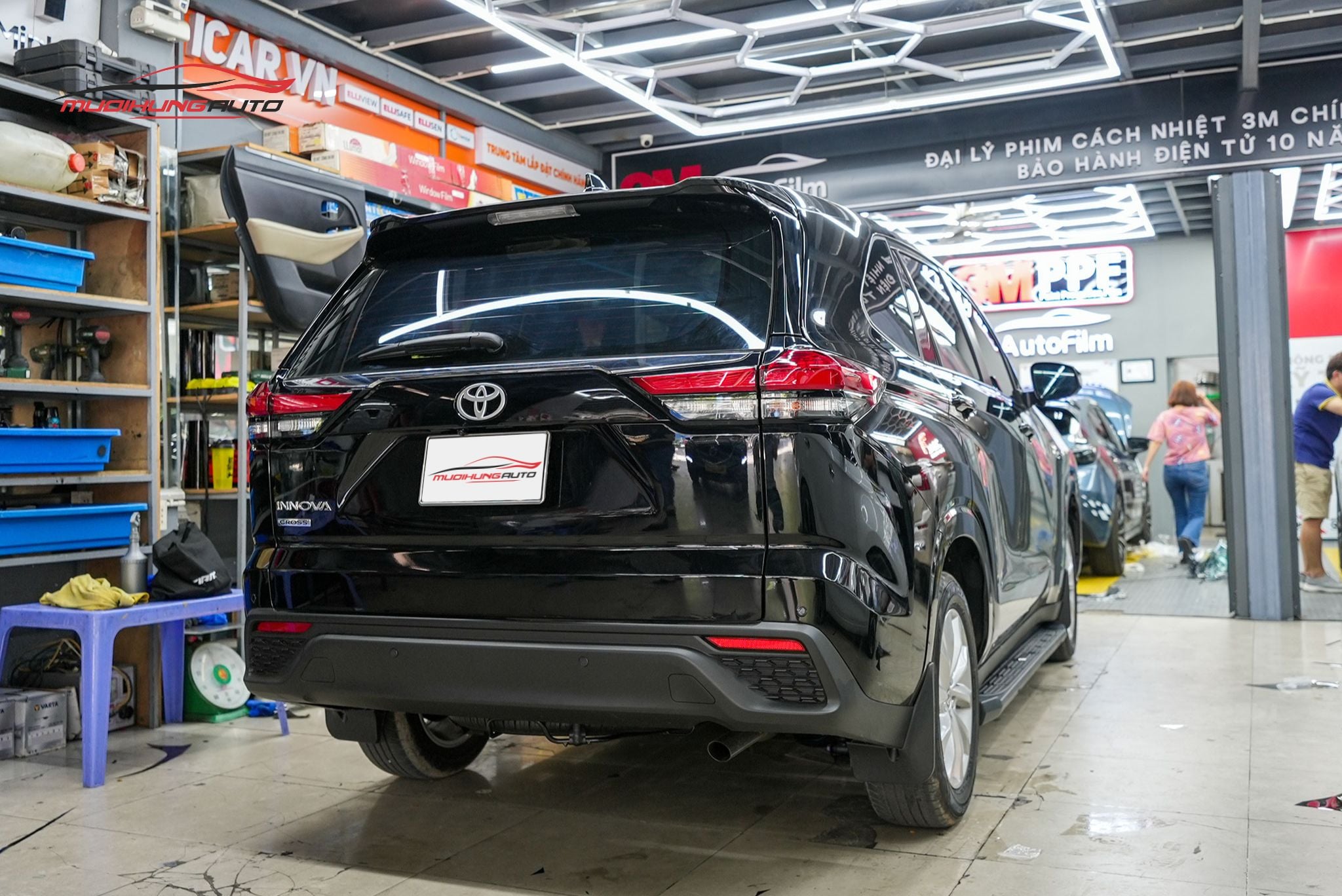 Bệ bước ô tô Toyota Innova Cross 2024