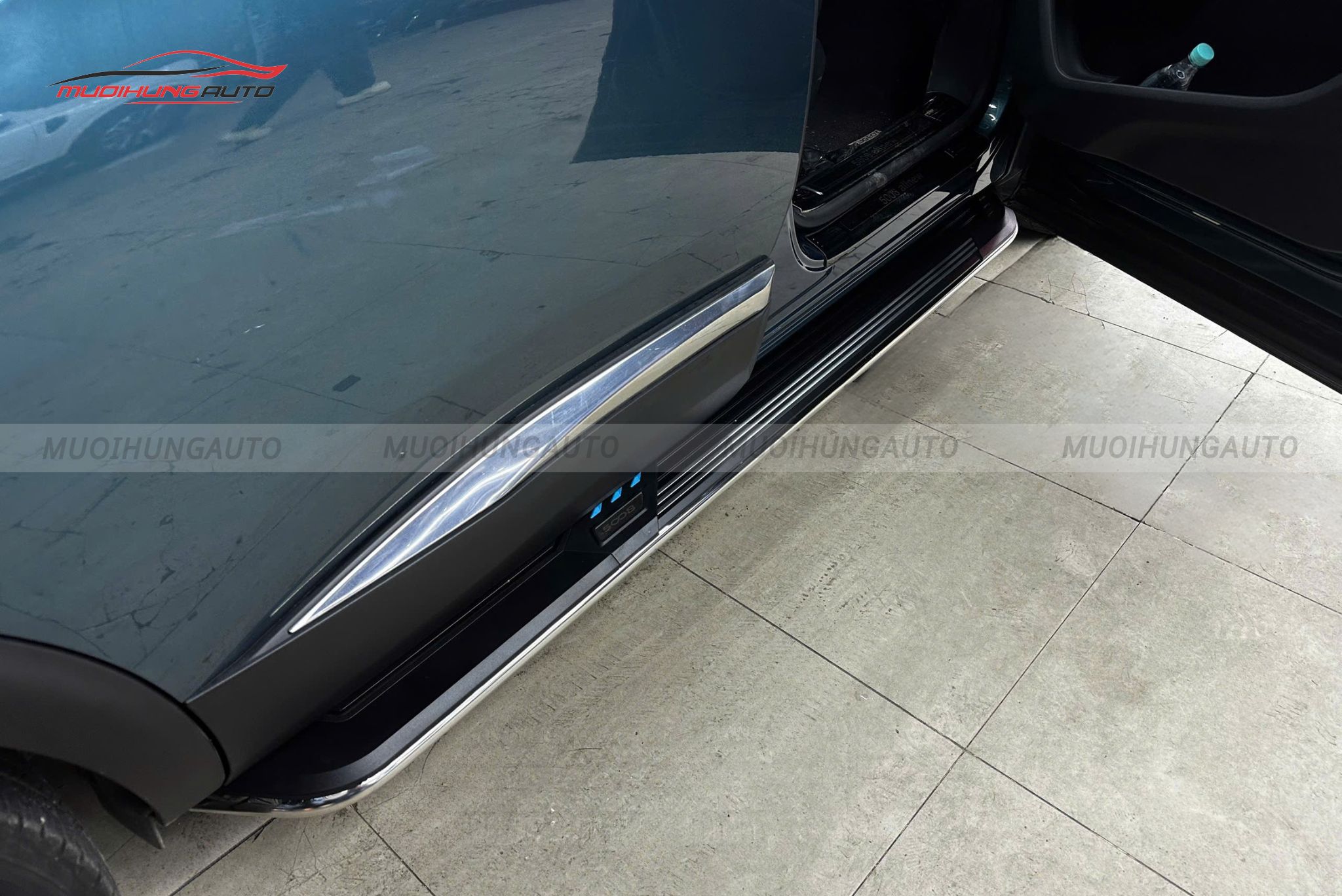 Bệ bước Peugeot 5008