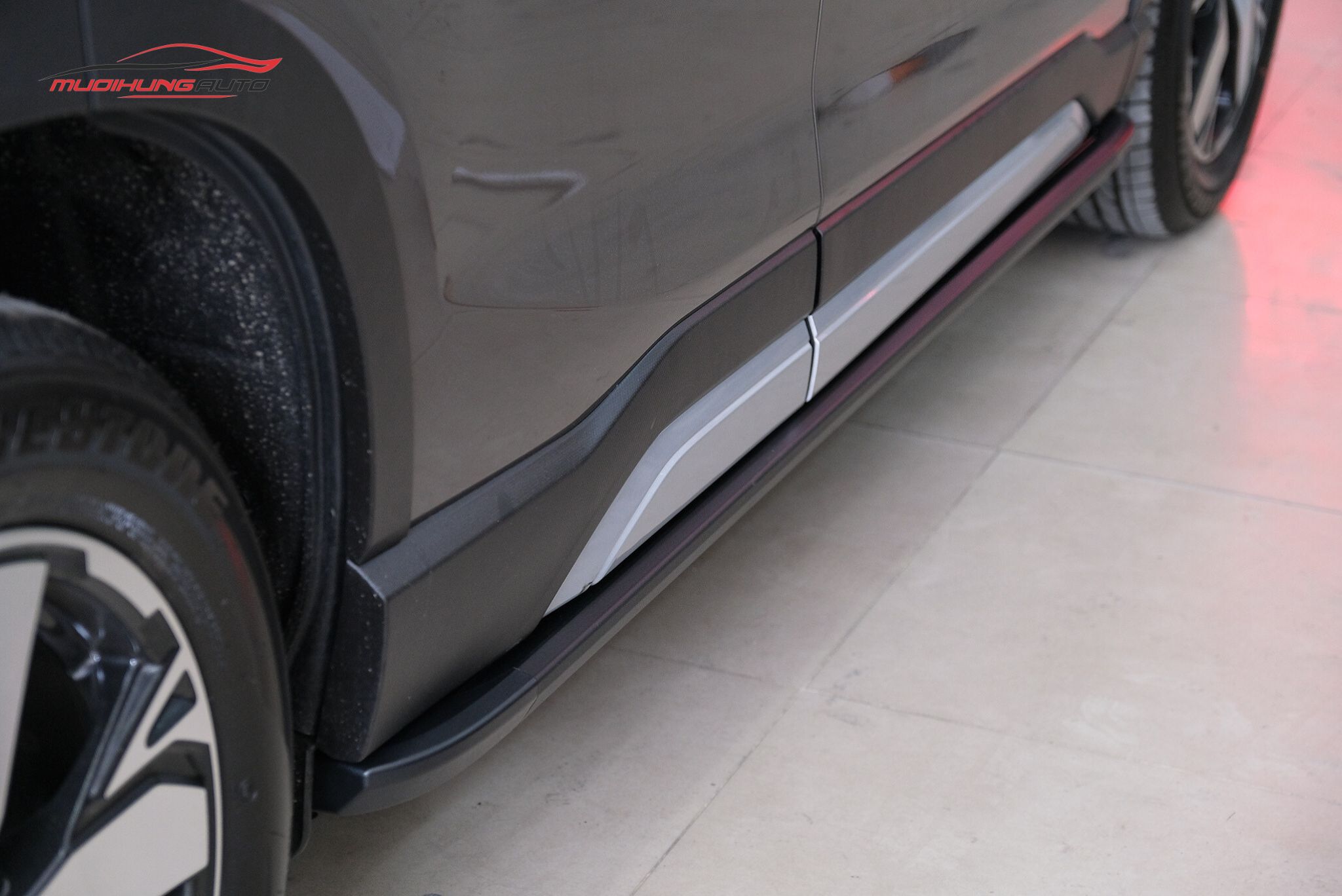 Bệ bước Subaru Forester 2020