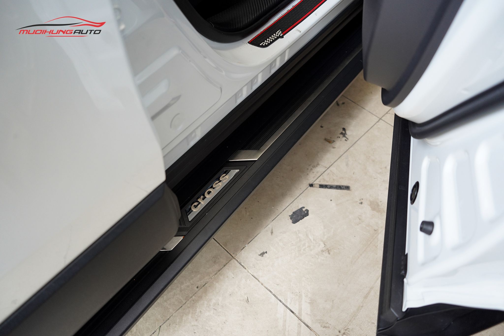 Bệ bước Toyota Corolla Cross