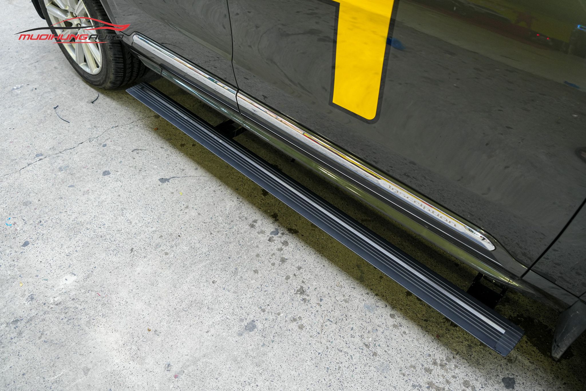 Bệ bước tự động cho xe Volvo XC90