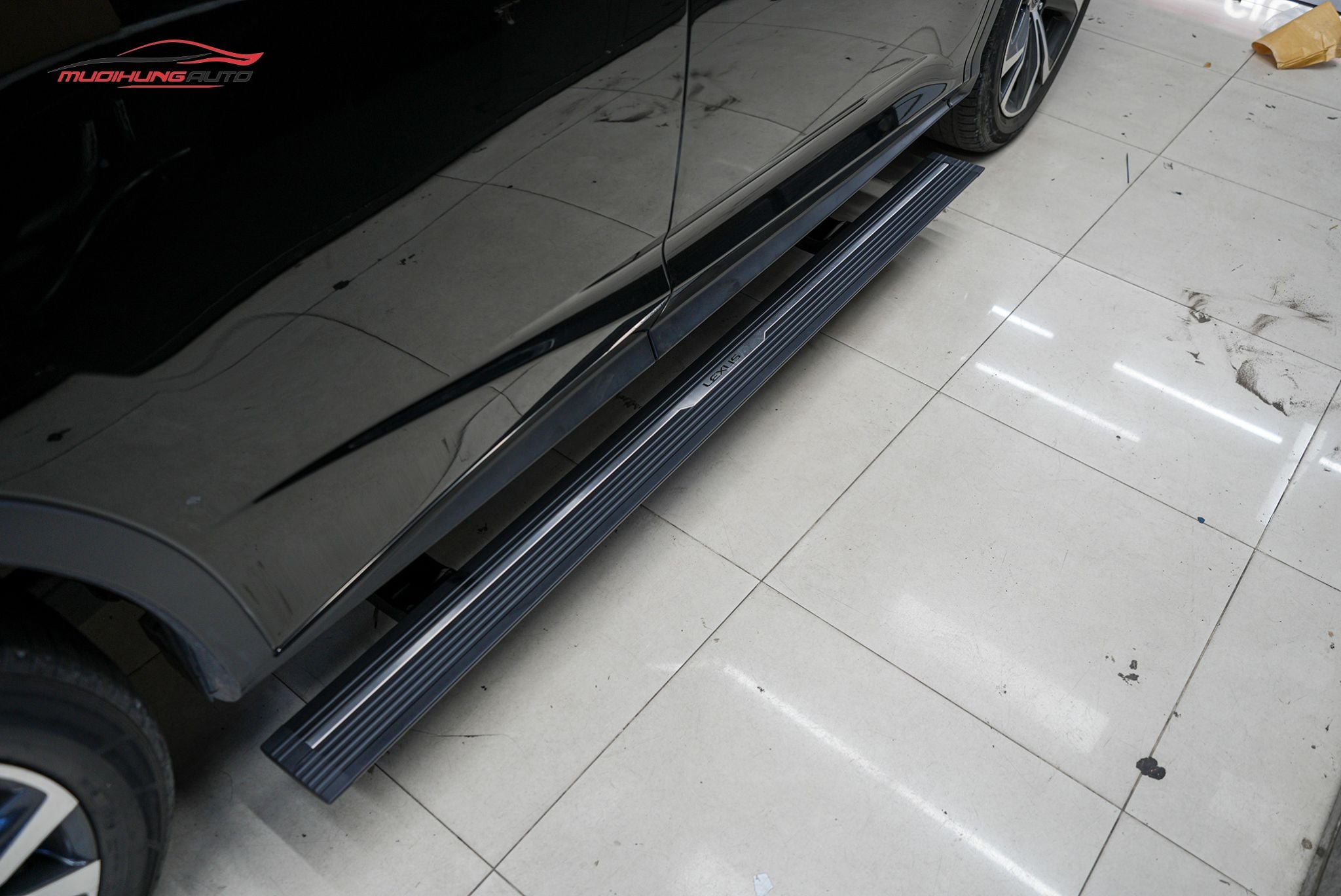 Bệ bước tự động Lexus RX300 2019