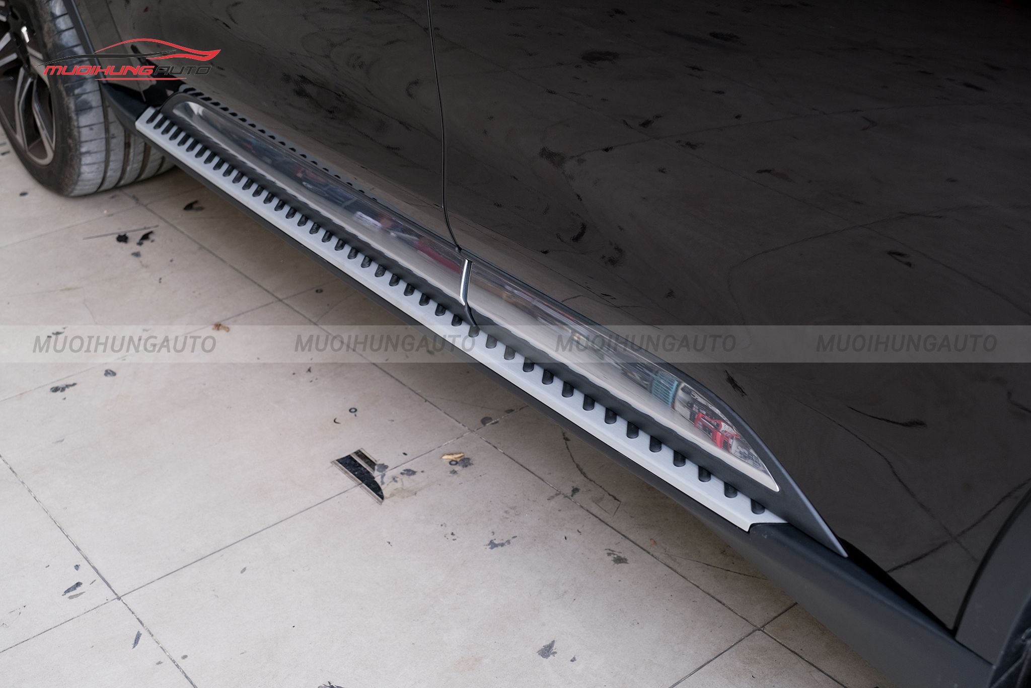 Bệ bước Vinfast LUX SA 2.0 2019