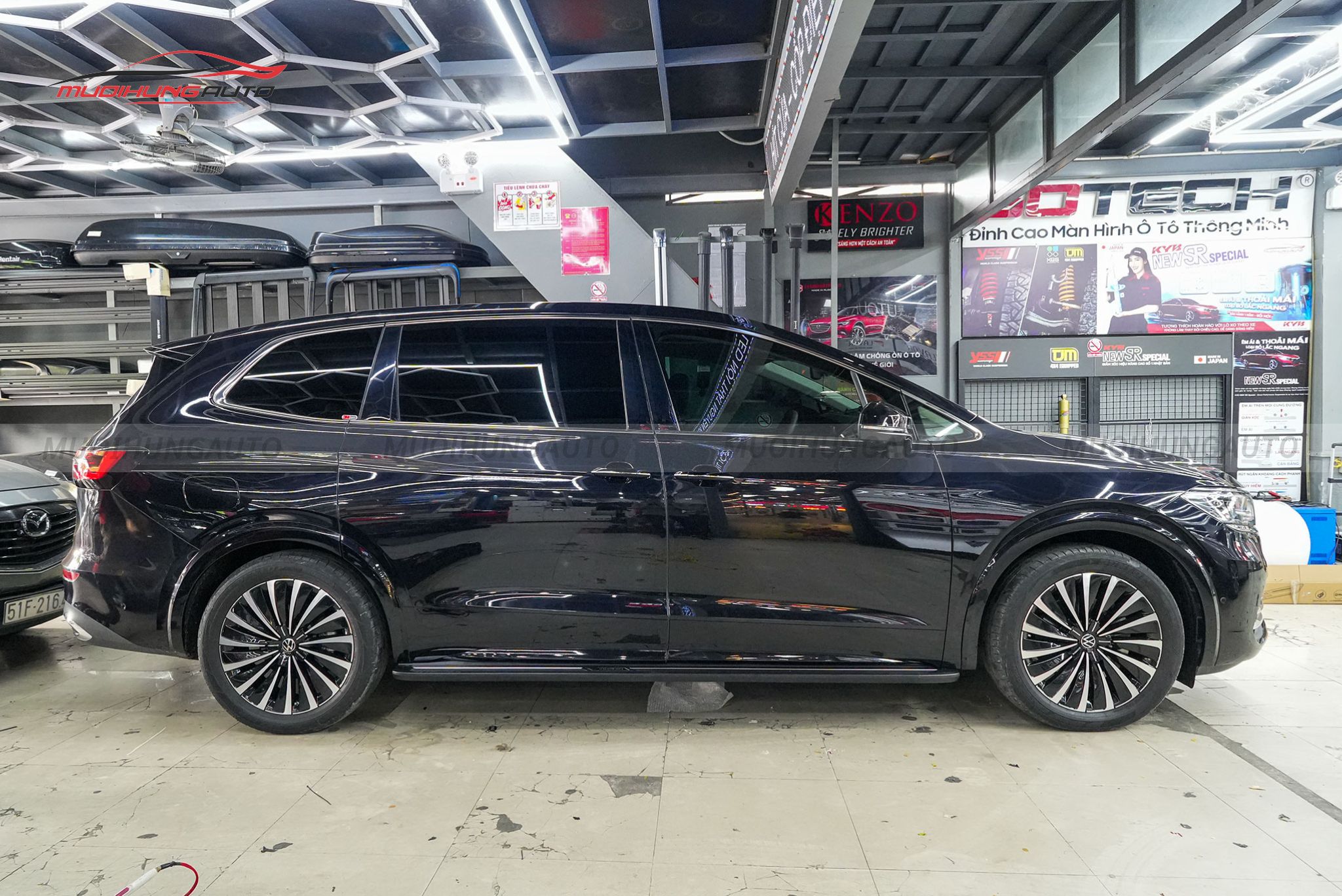 Bệ bước Volkswagen Viloran 2024