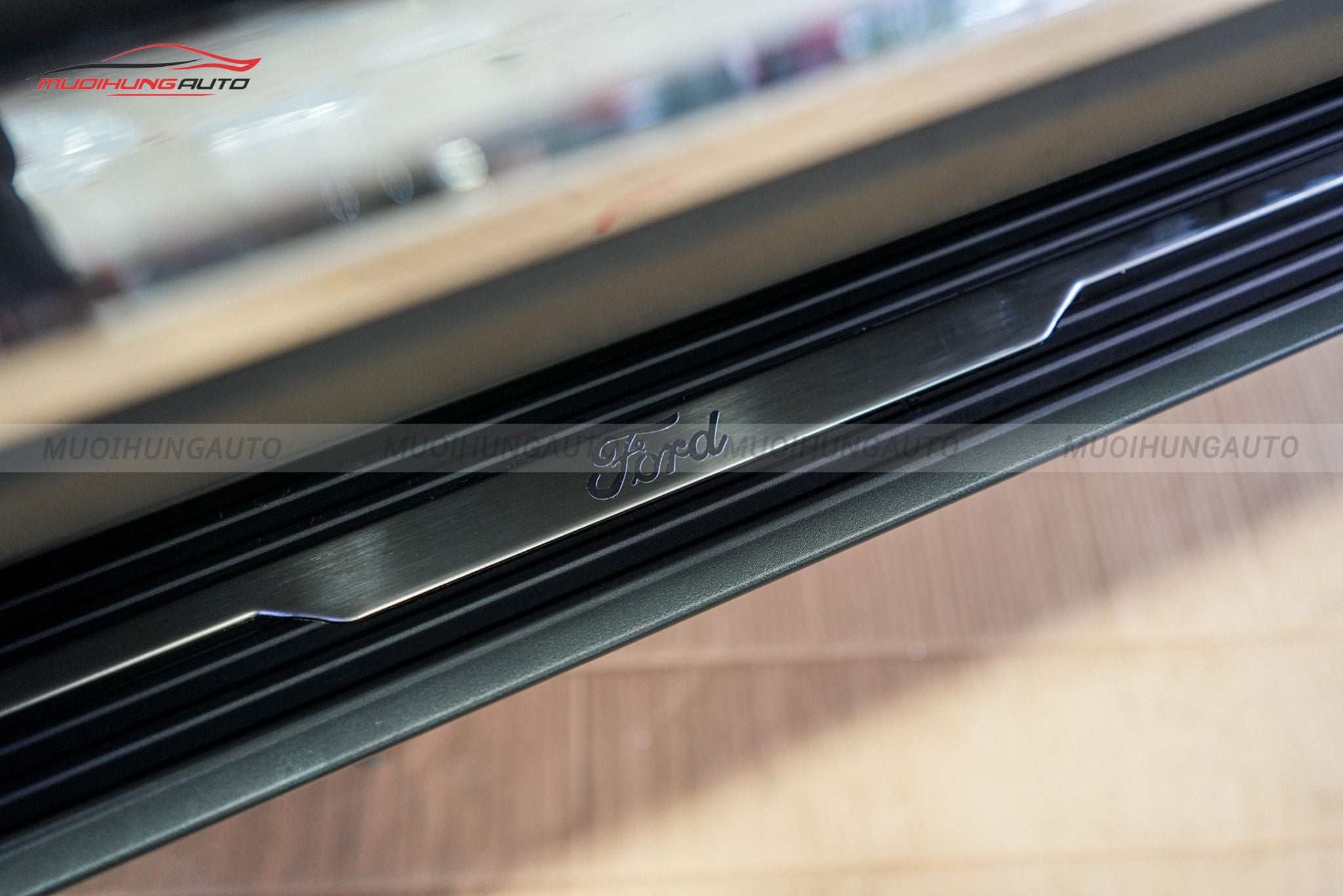 Bệ bước xe Ford Explorer 2022