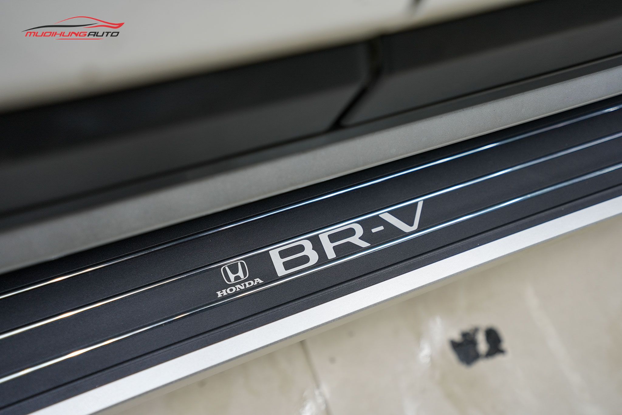 Bệ bước xe Honda BRVBệ bước xe Honda BRV