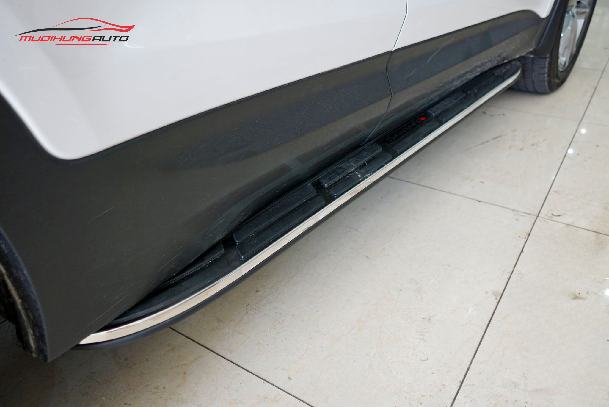 Bệ bước xe Hyundai Santafe 2018