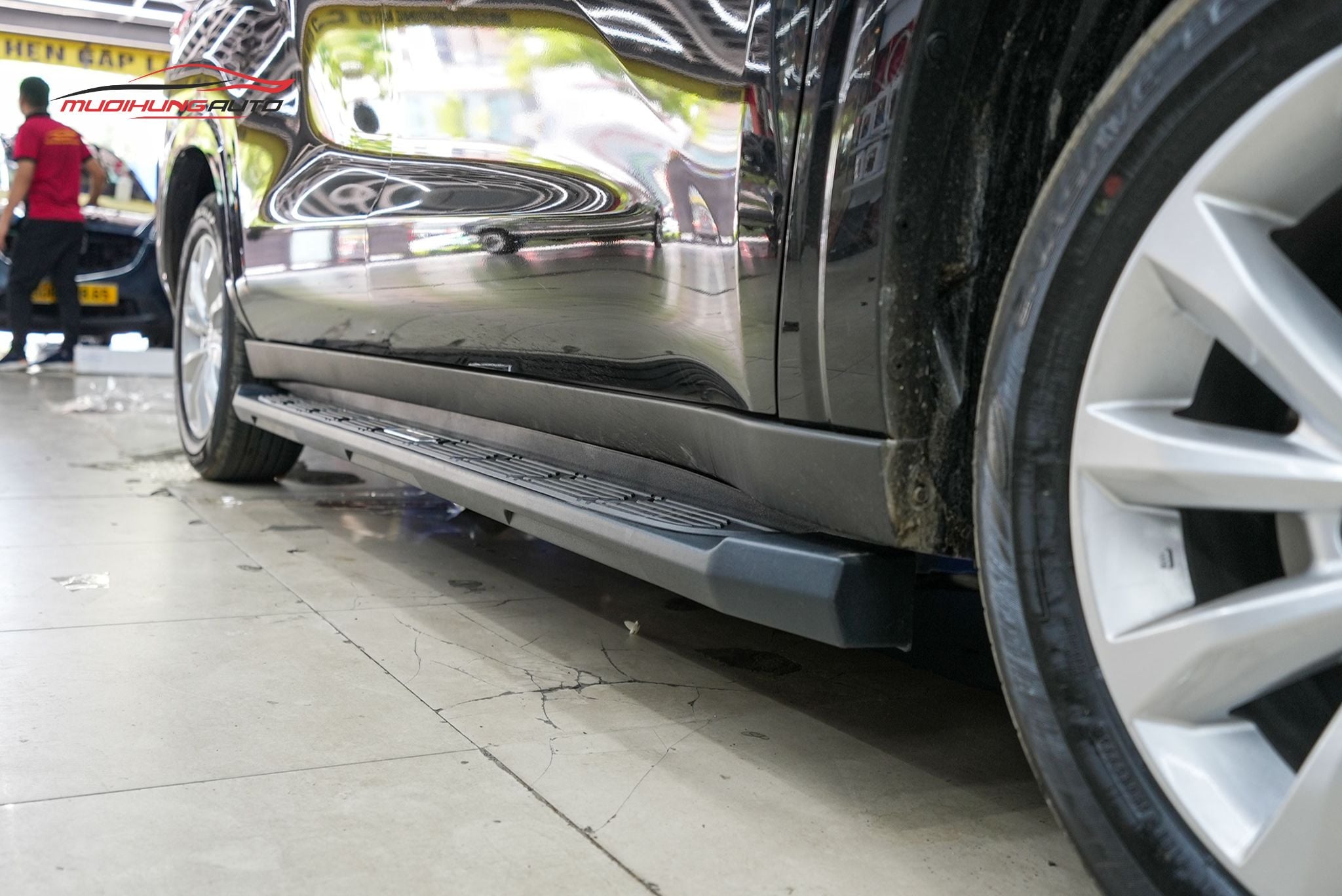 Bệ bước xe Toyota Innova Cross 2024