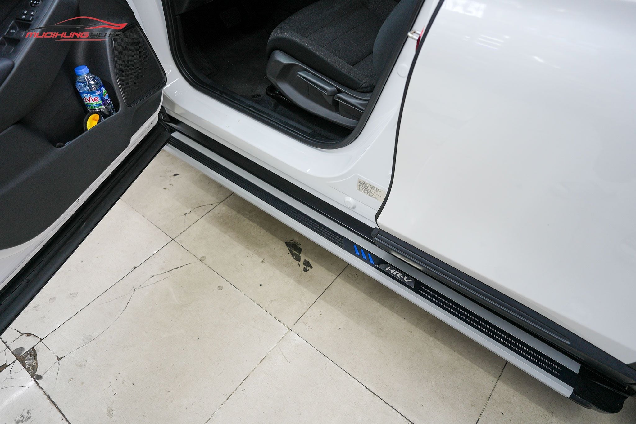 Bệ lên xuống Honda HRV