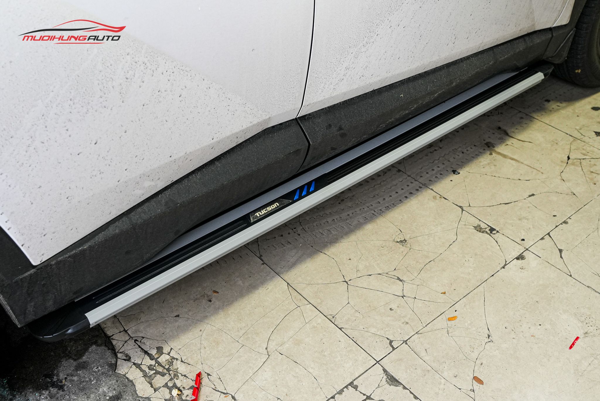 Bệ lên xuống Hyundai Tucson 2020