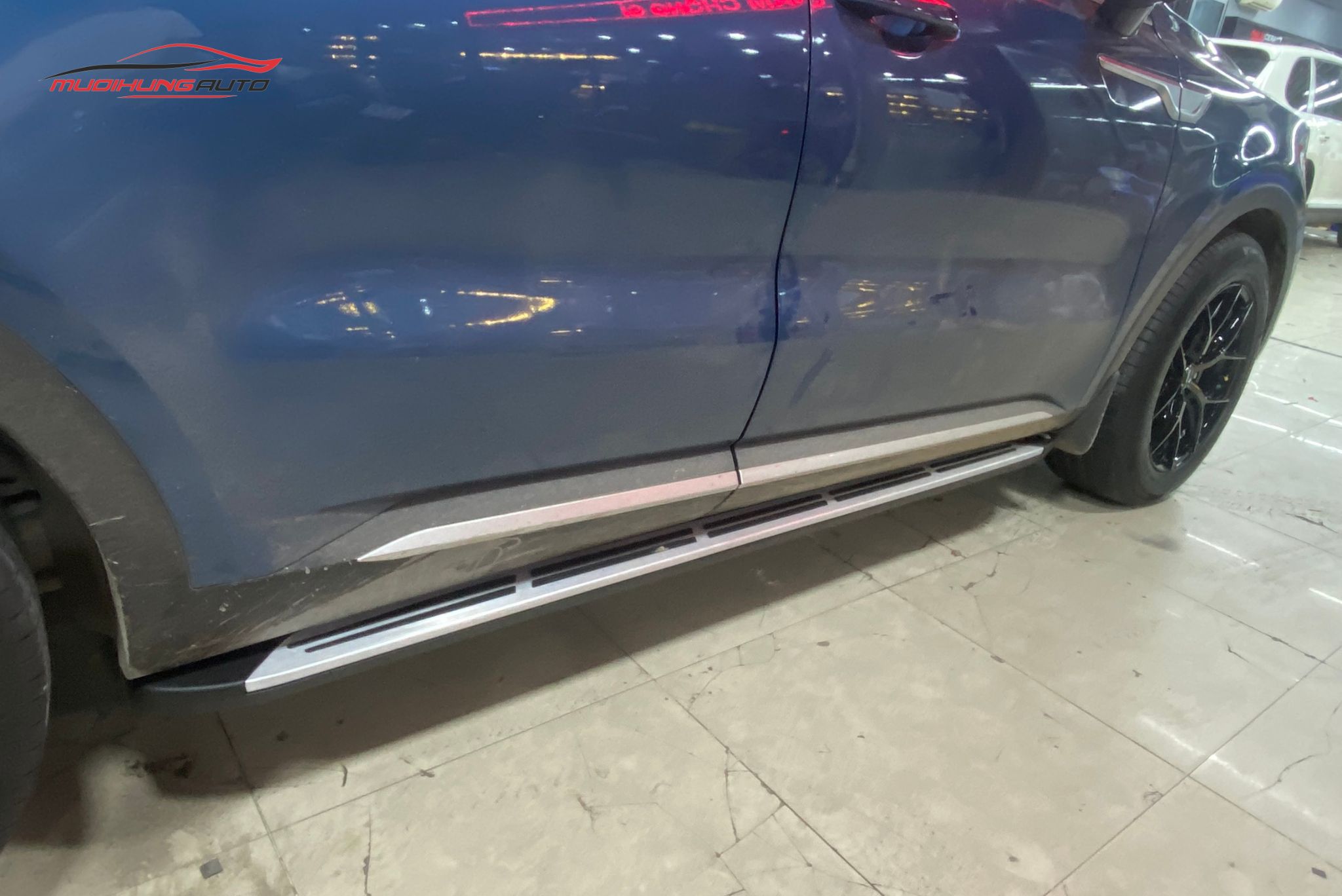 Bệ lên xuống Kia Sorento 2021