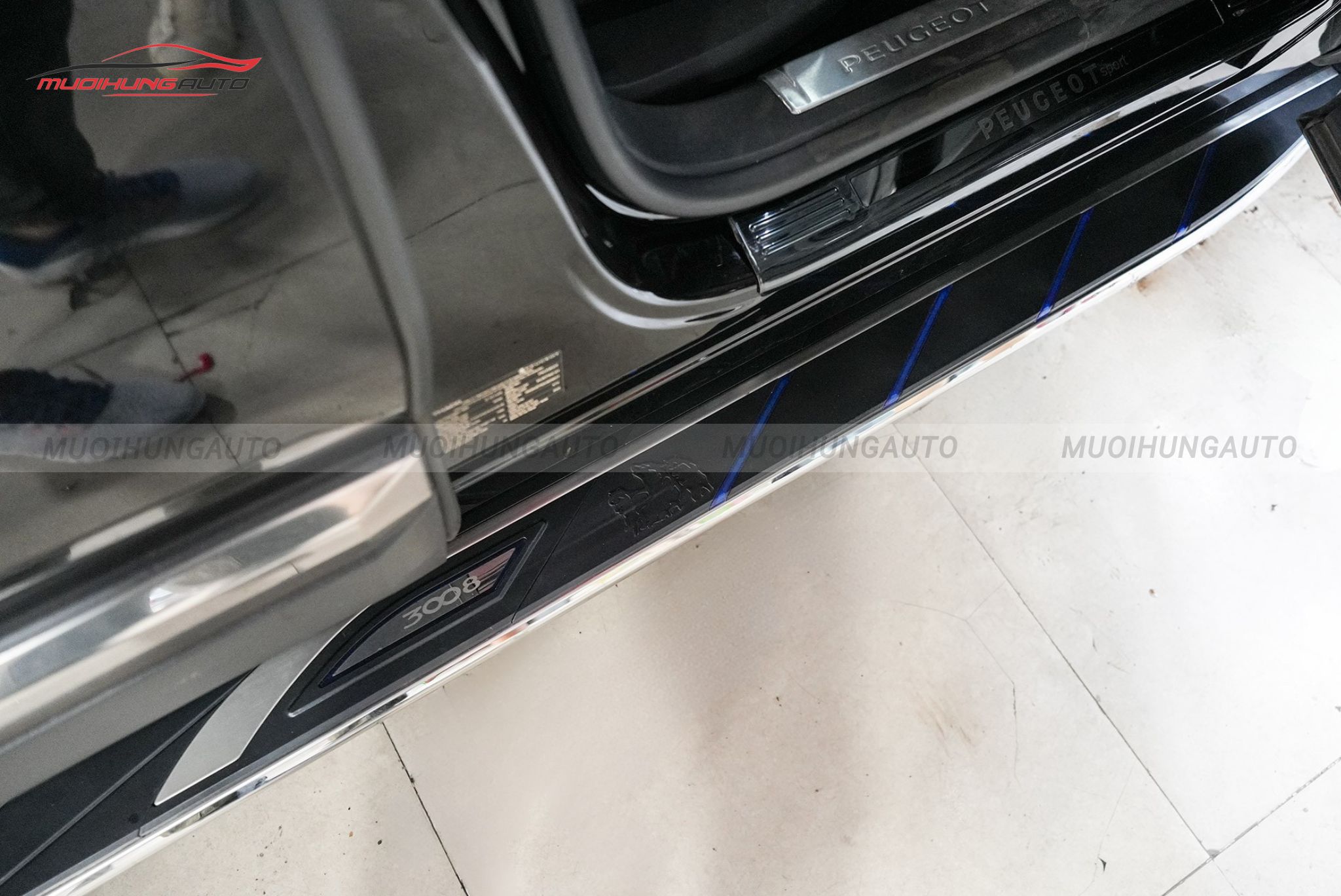 Bệ lên xuống Peugeot 3008 2021