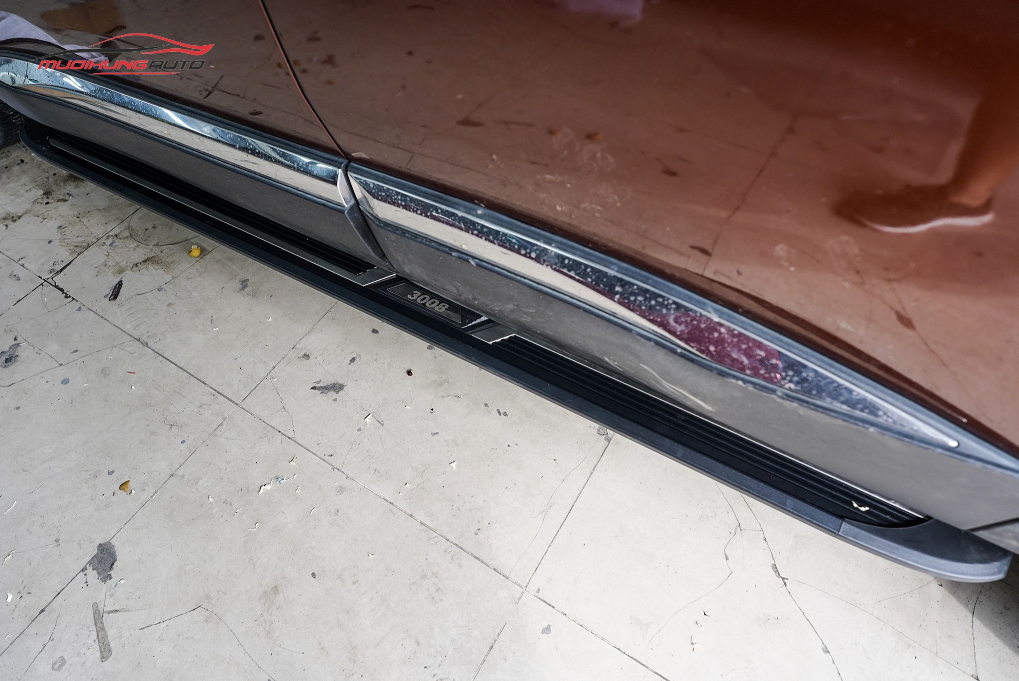 Bệ lên xuống Peugeot 3008