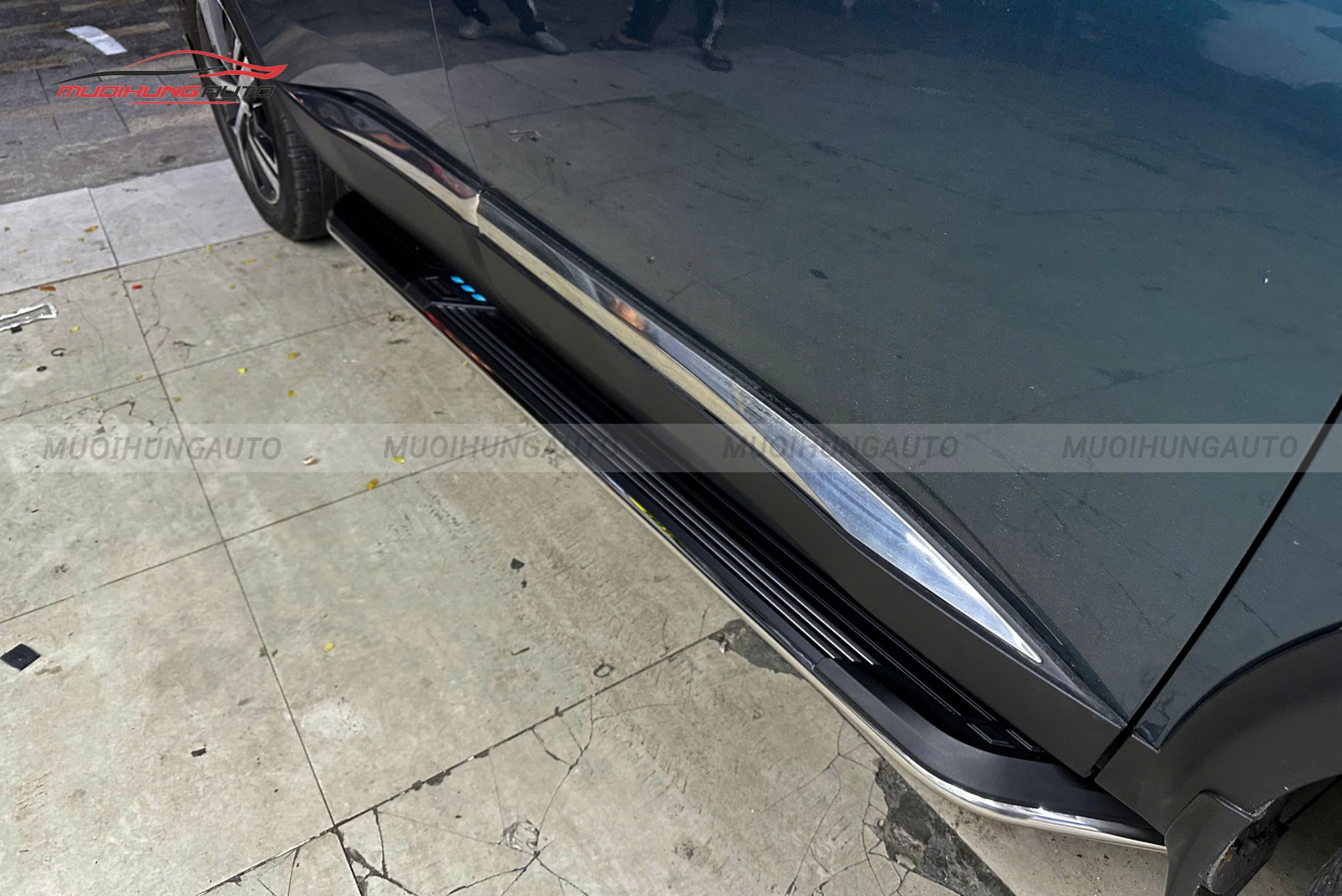 Bệ lên xuống Peugeot 5008