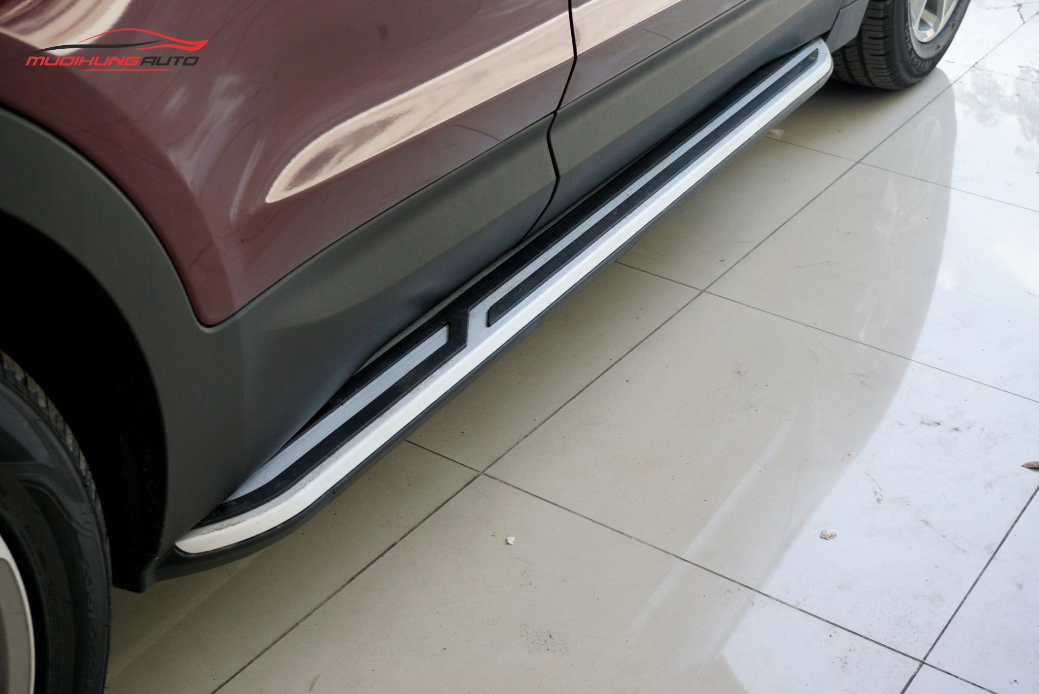 Top 10+ Mẫu Bệ Bước Hyundai SantaFe Bền Đẹp Nhất 2025
