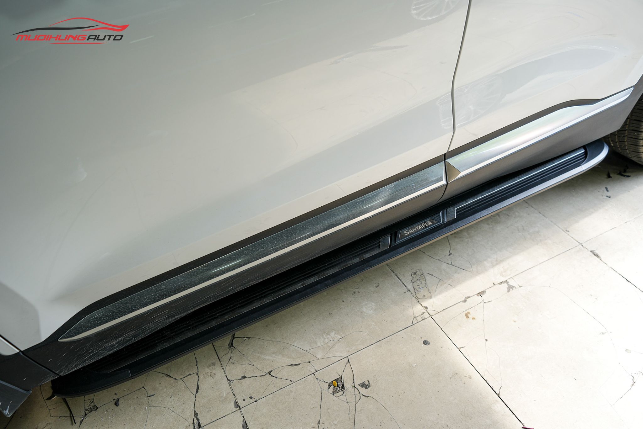 Top 10+ Mẫu Bệ Bước Hyundai SantaFe Bền Đẹp Nhất 2025