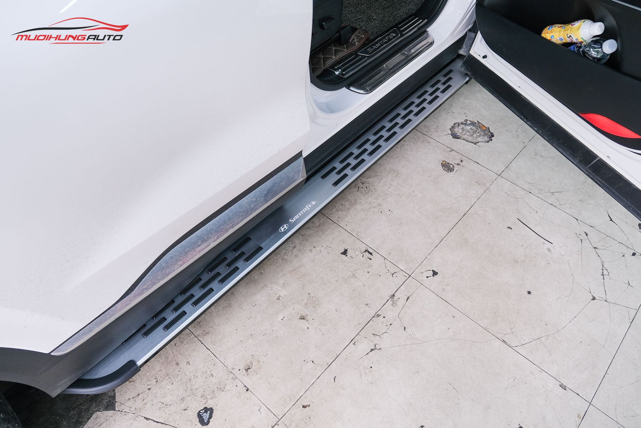 Top 10+ Mẫu Bệ Bước Hyundai SantaFe Bền Đẹp Nhất 2025