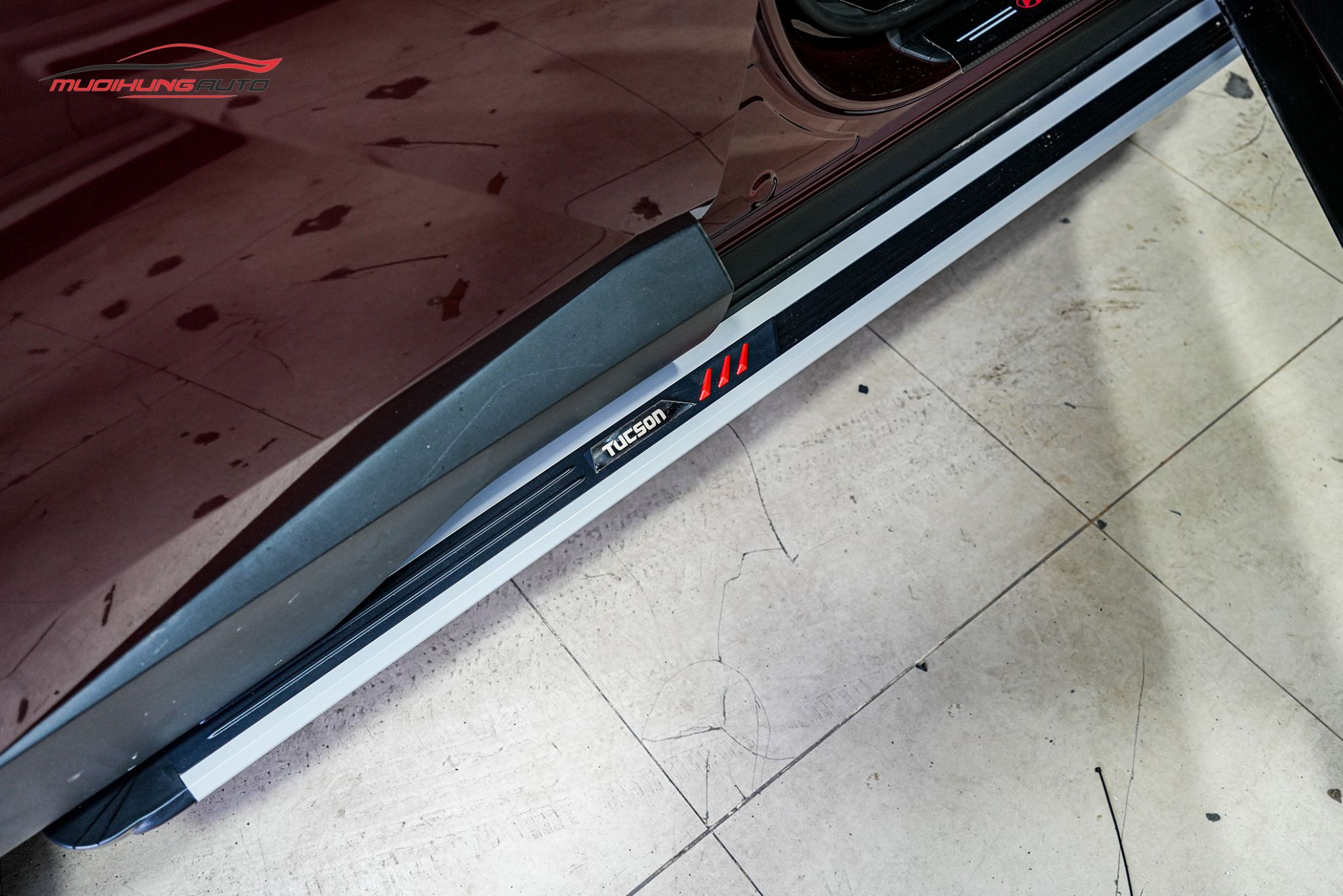 Bệ lên xuống xe Hyundai Tucson 2018