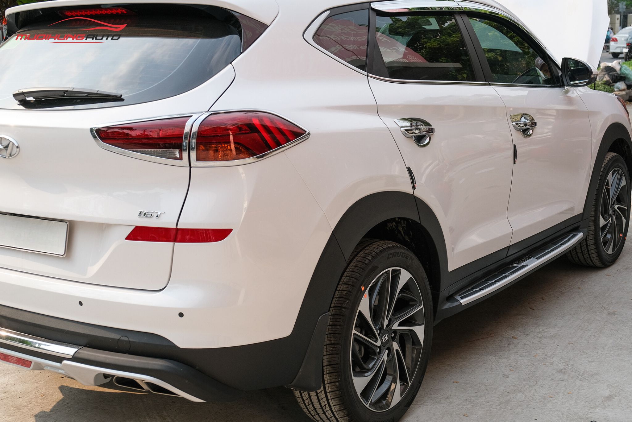 Top 10+ Mẫu Bệ Bước Hyundai Tucson Bền Đẹp Nhất 2025