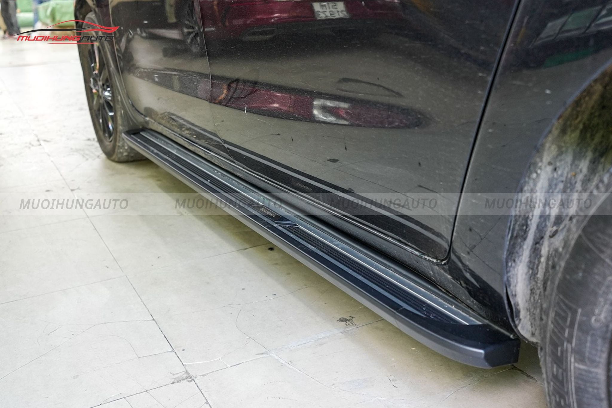 Bệ lên xuống xe Kia Sedona 2020