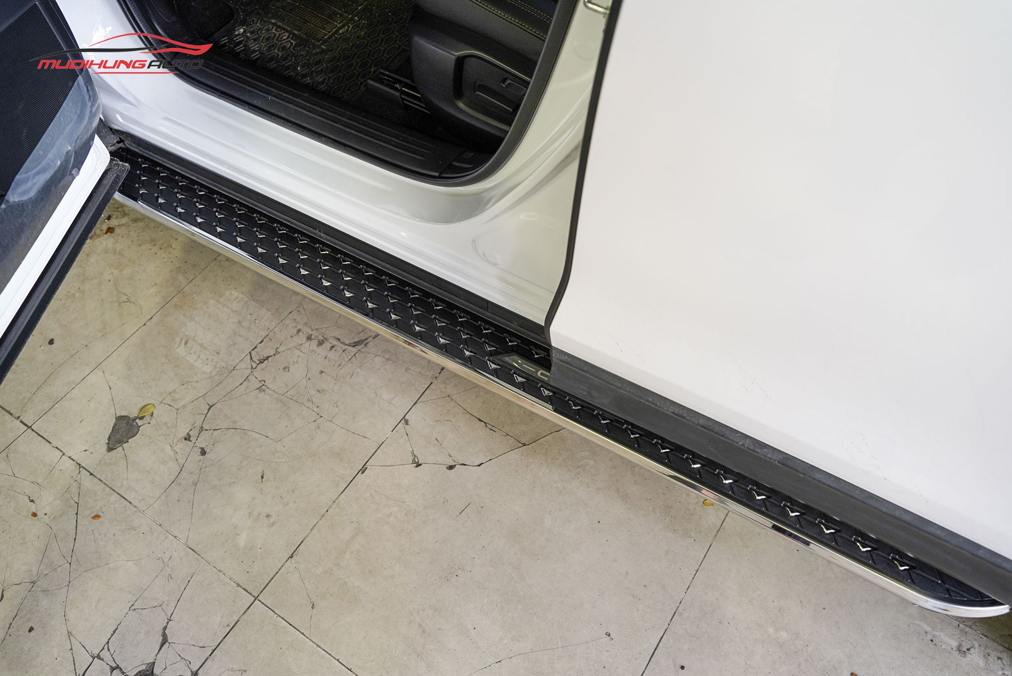 Bệ lên xuống xe Mazda CX5